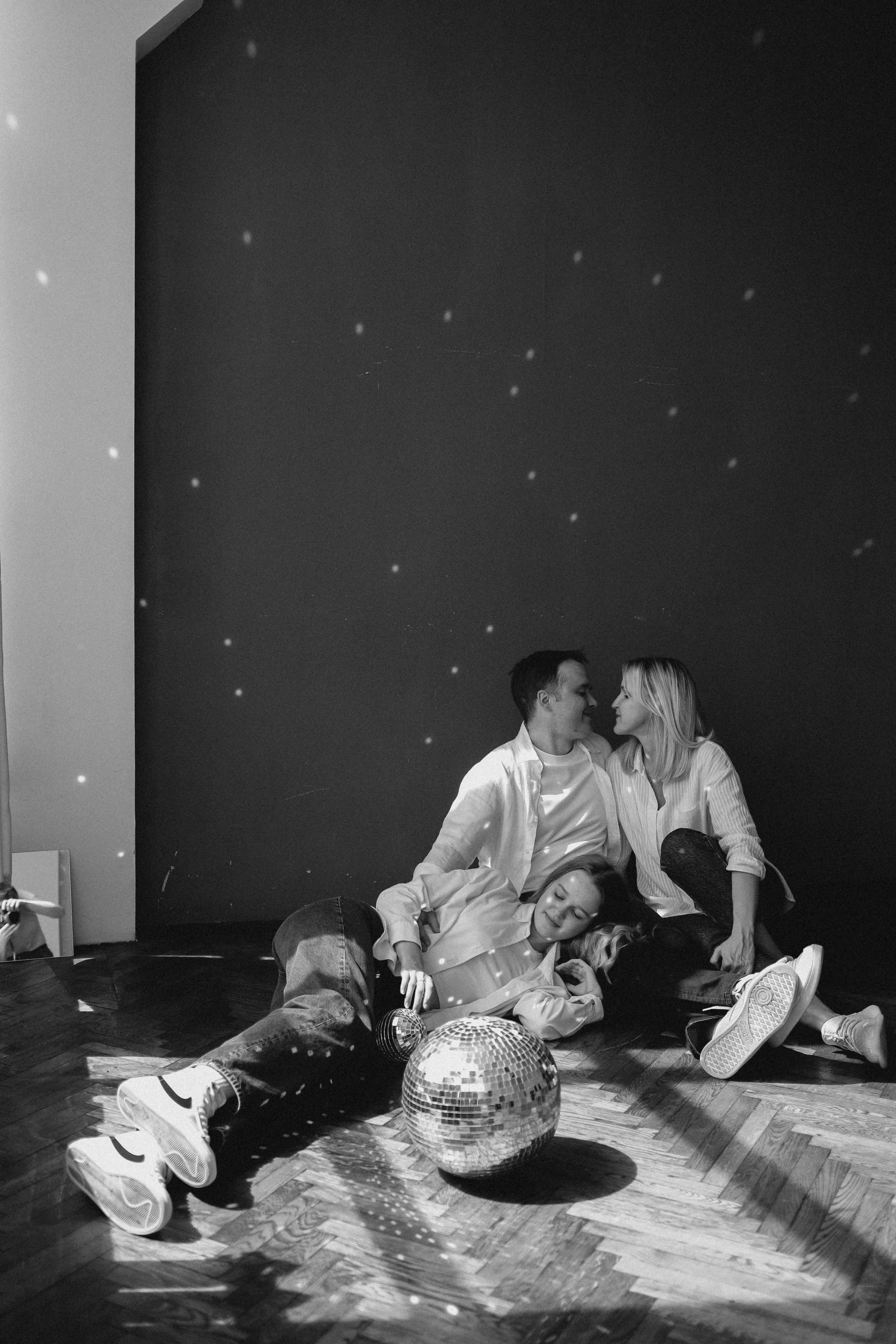 Семья в студии. Семейный фотограф в Москве