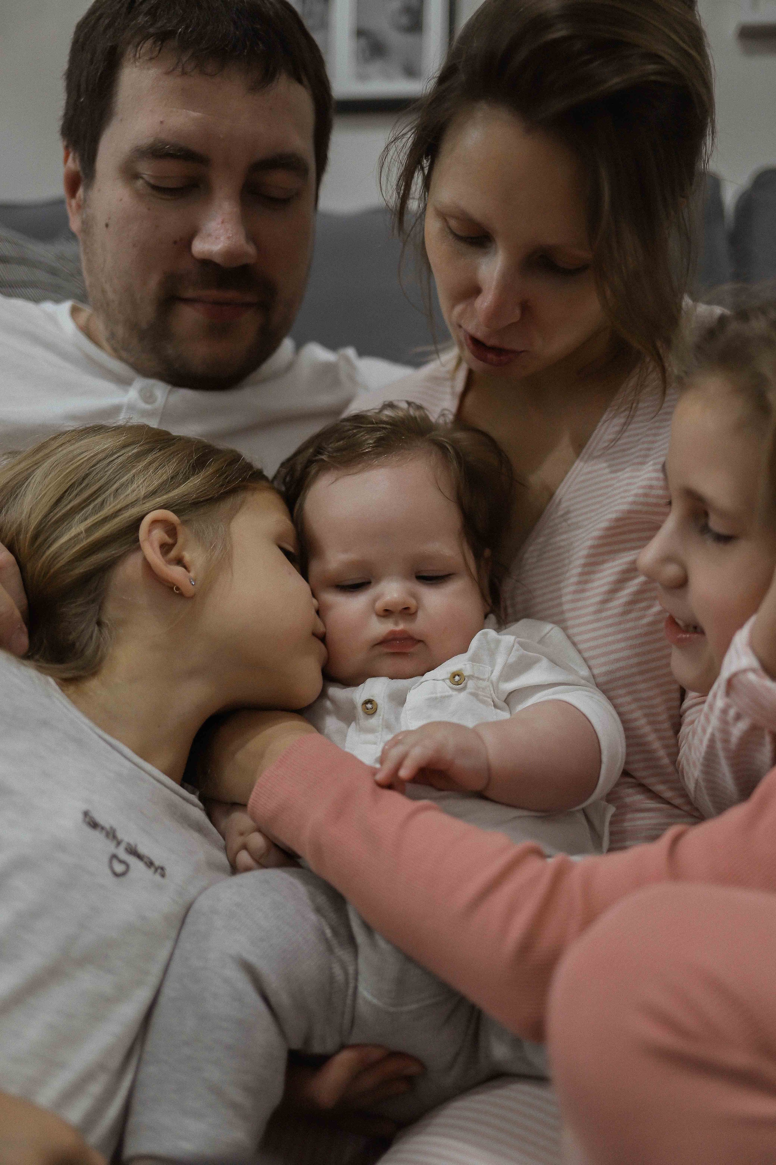 Ира, Андрей, Юля, Даша и Миша. Семейный фотограф в Москве