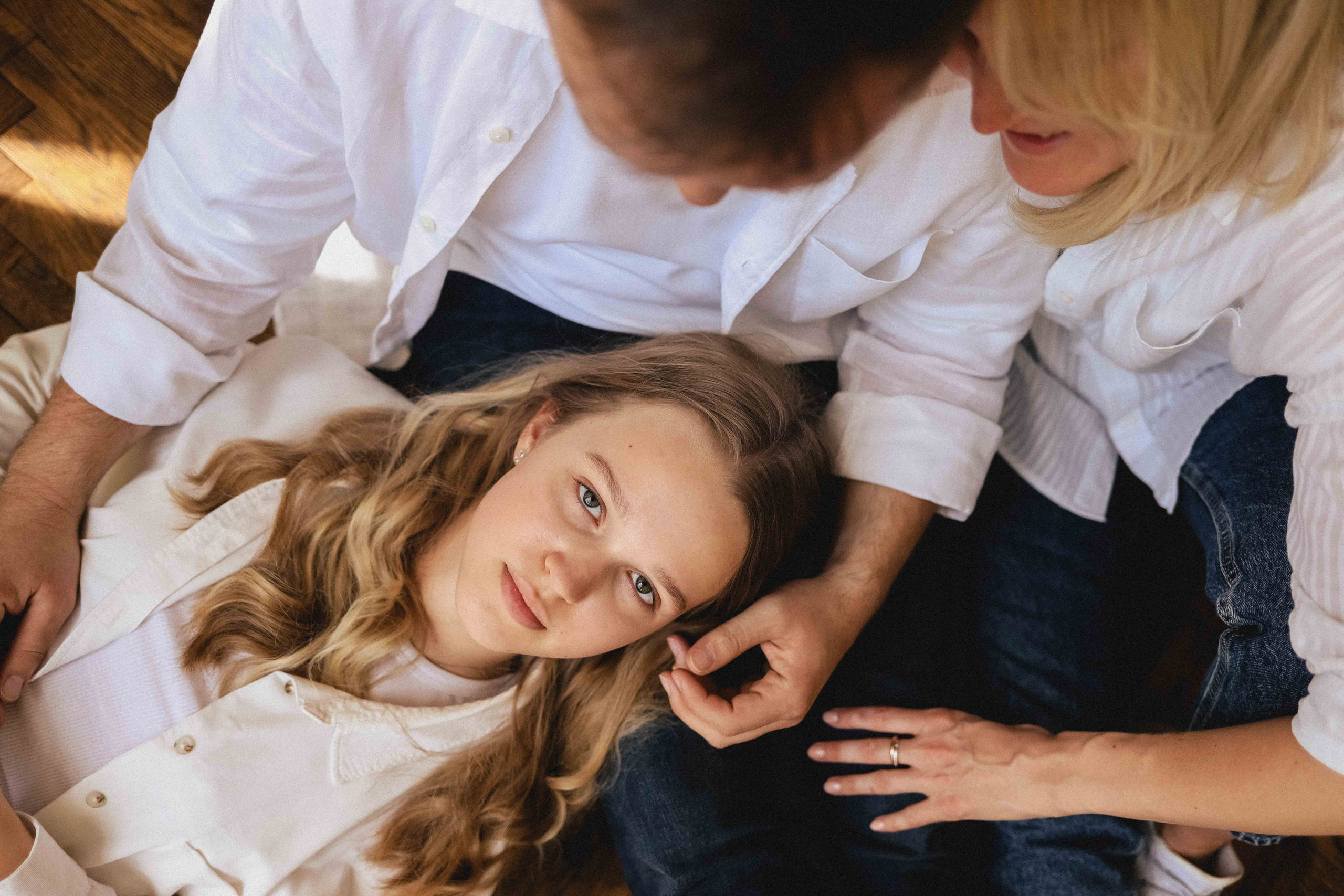 Семья в студии. Семейный фотограф в Москве
