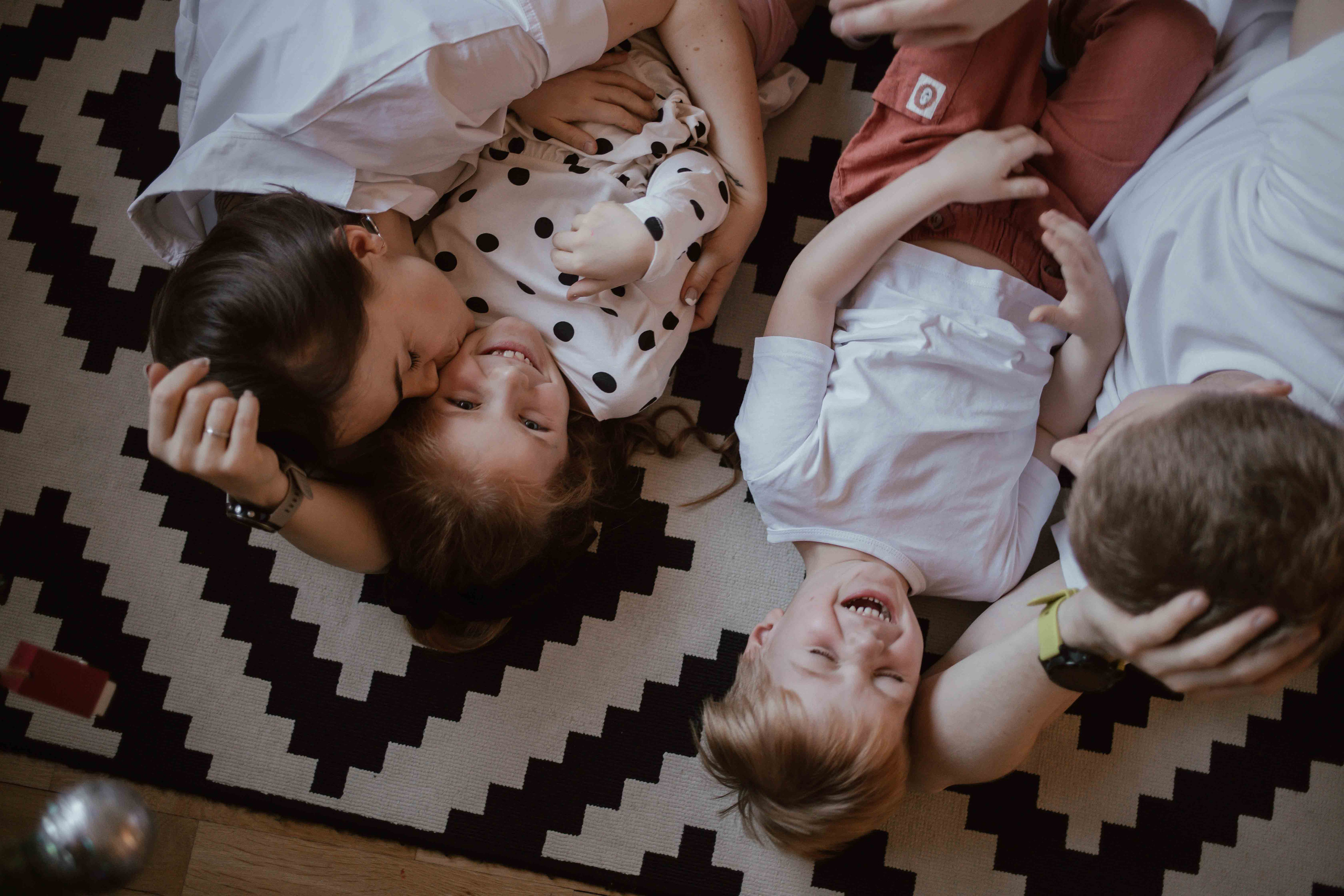 Ася, Рома, Злата и Матвей. Семейный фотограф в Москве