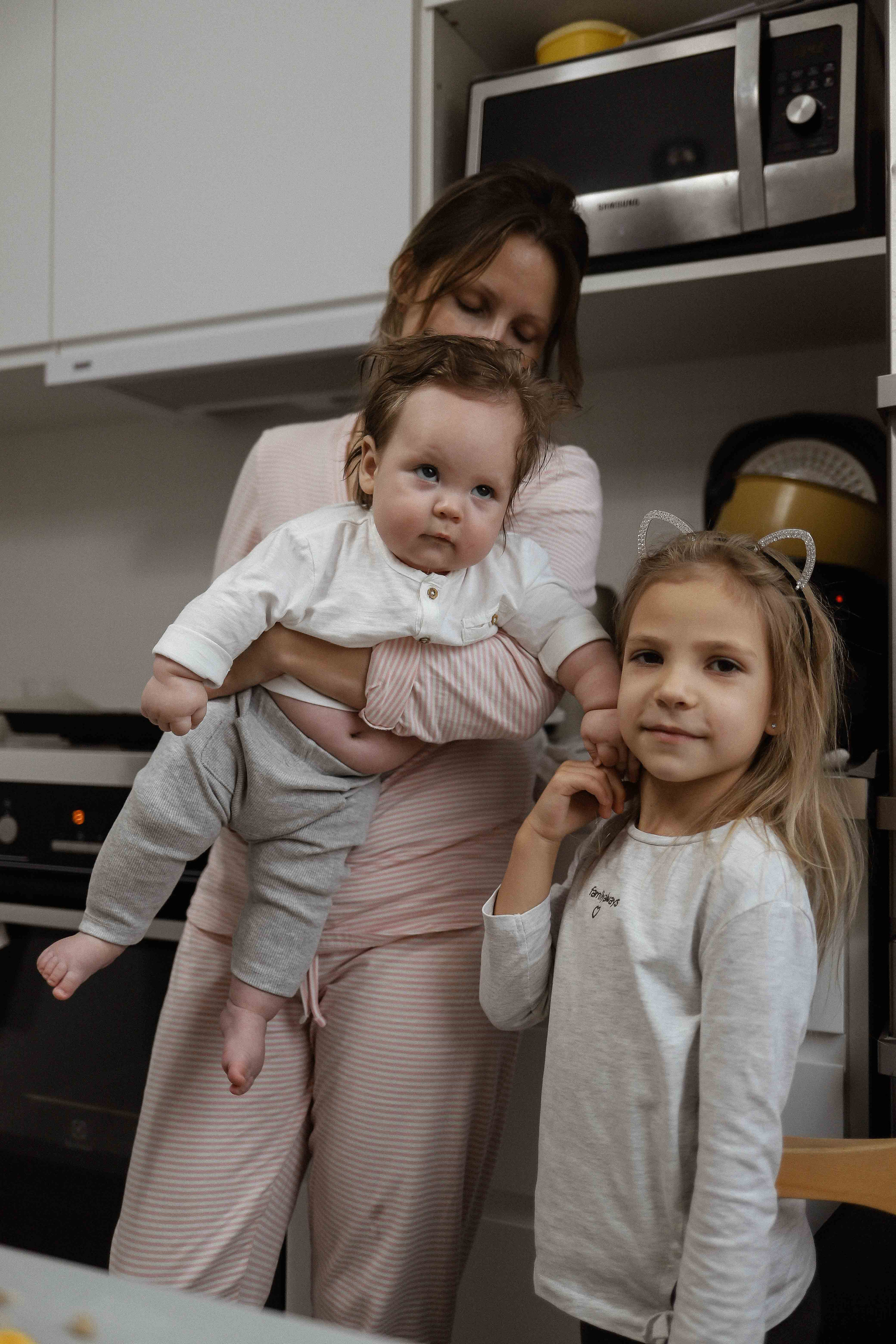 Ира, Андрей, Юля, Даша и Миша. Семейный фотограф в Москве