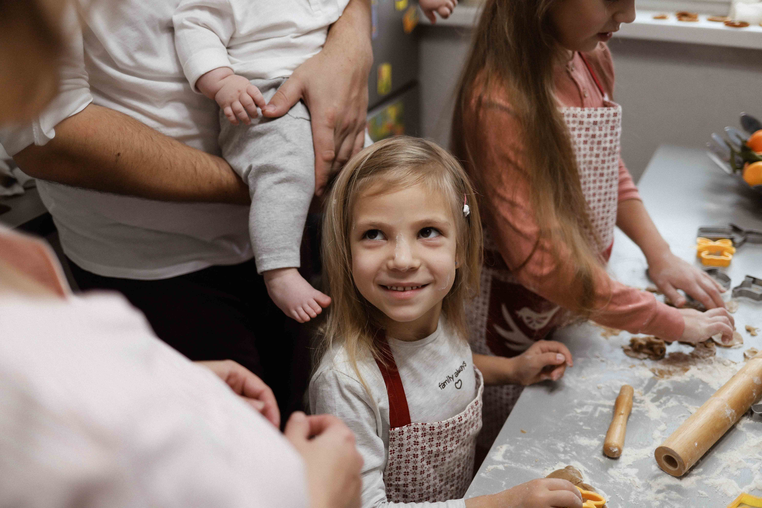 Ира, Андрей, Юля, Даша и Миша. Семейный фотограф в Москве