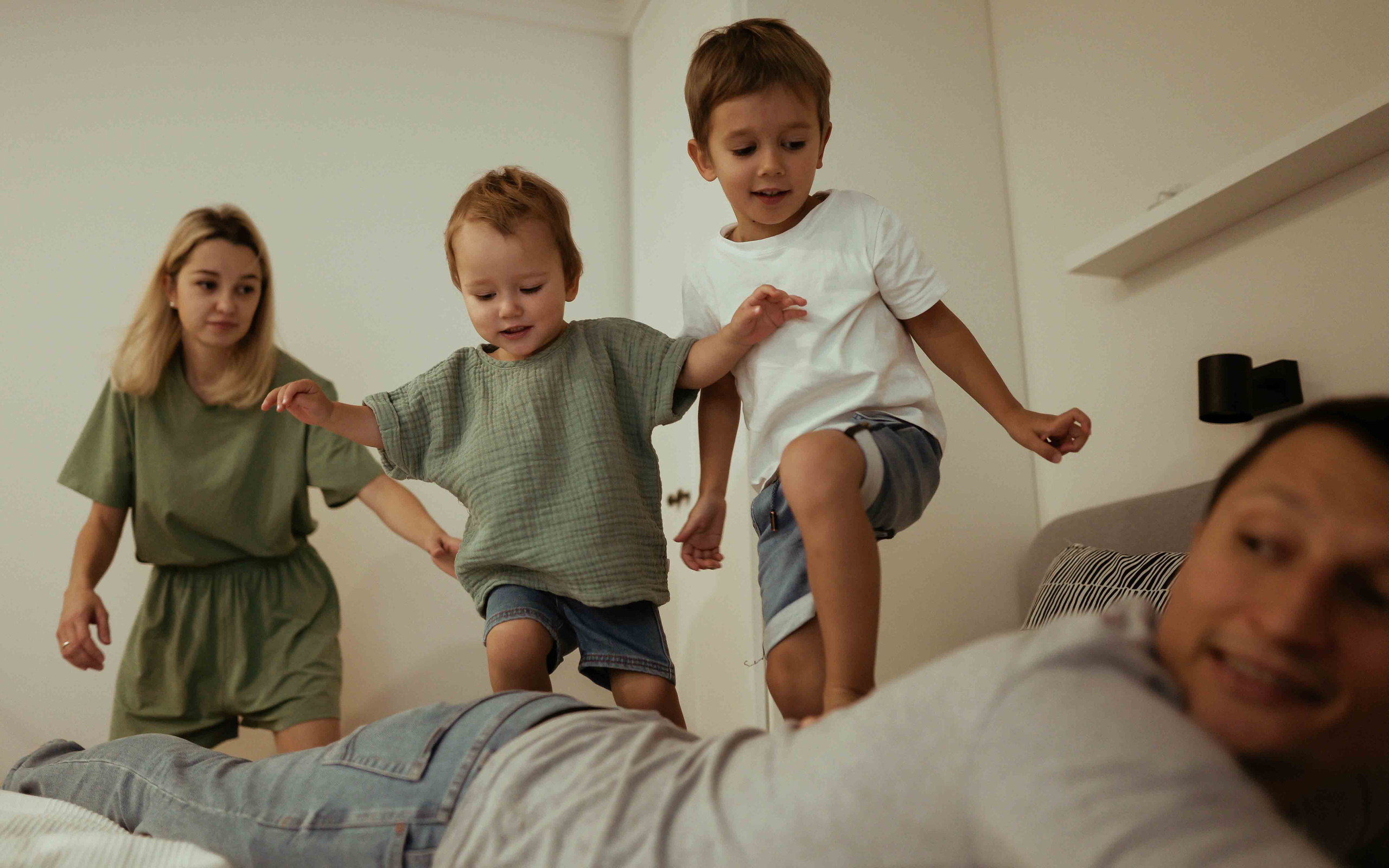Катя, Паша, Валера и Родион. Семейный фотограф в Москве