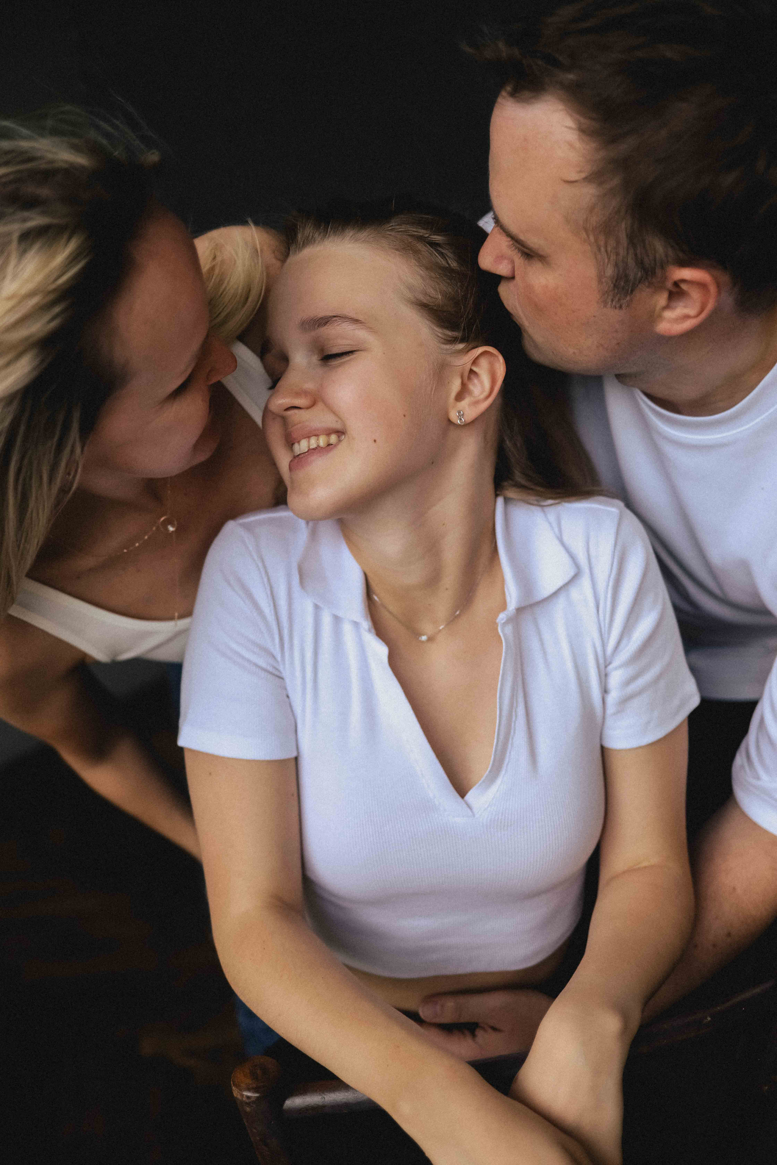 Семья в студии. Семейный фотограф в Москве