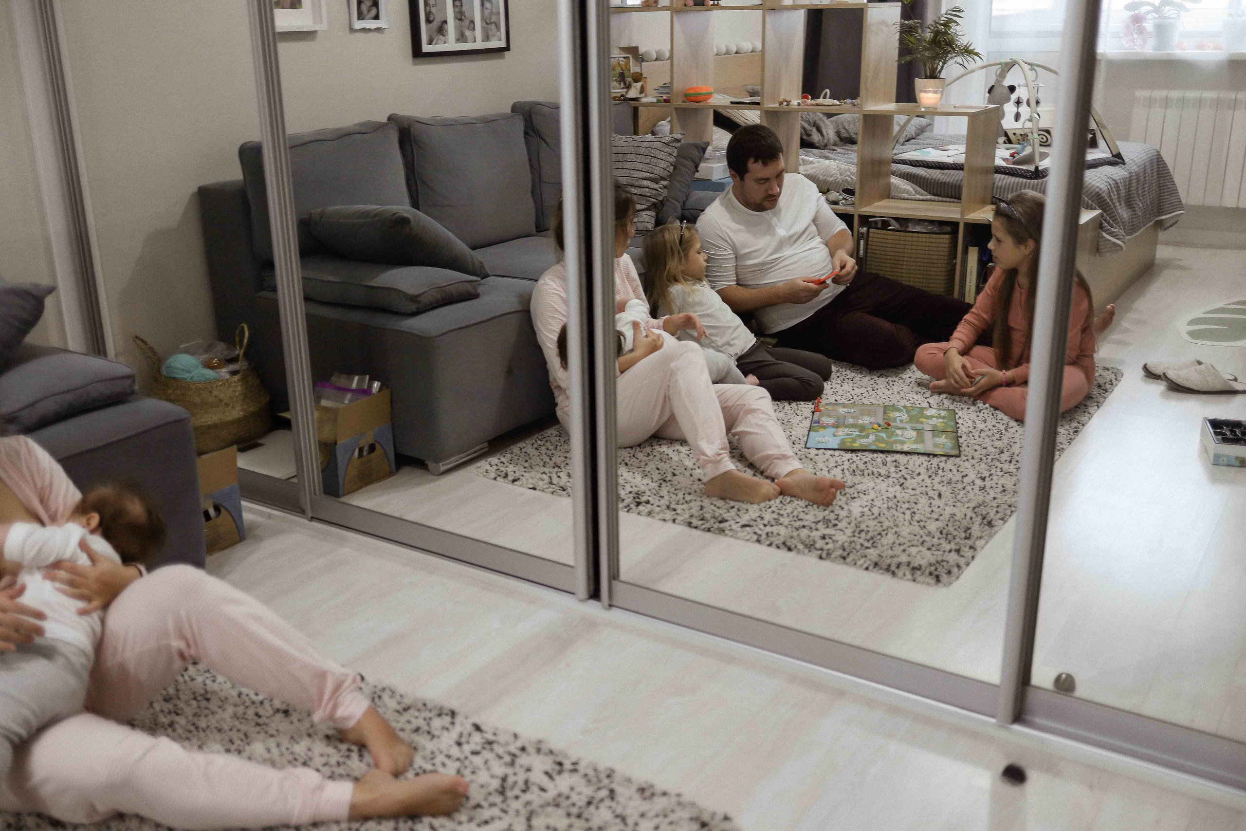 Ира, Андрей, Юля, Даша и Миша. Семейный фотограф в Москве