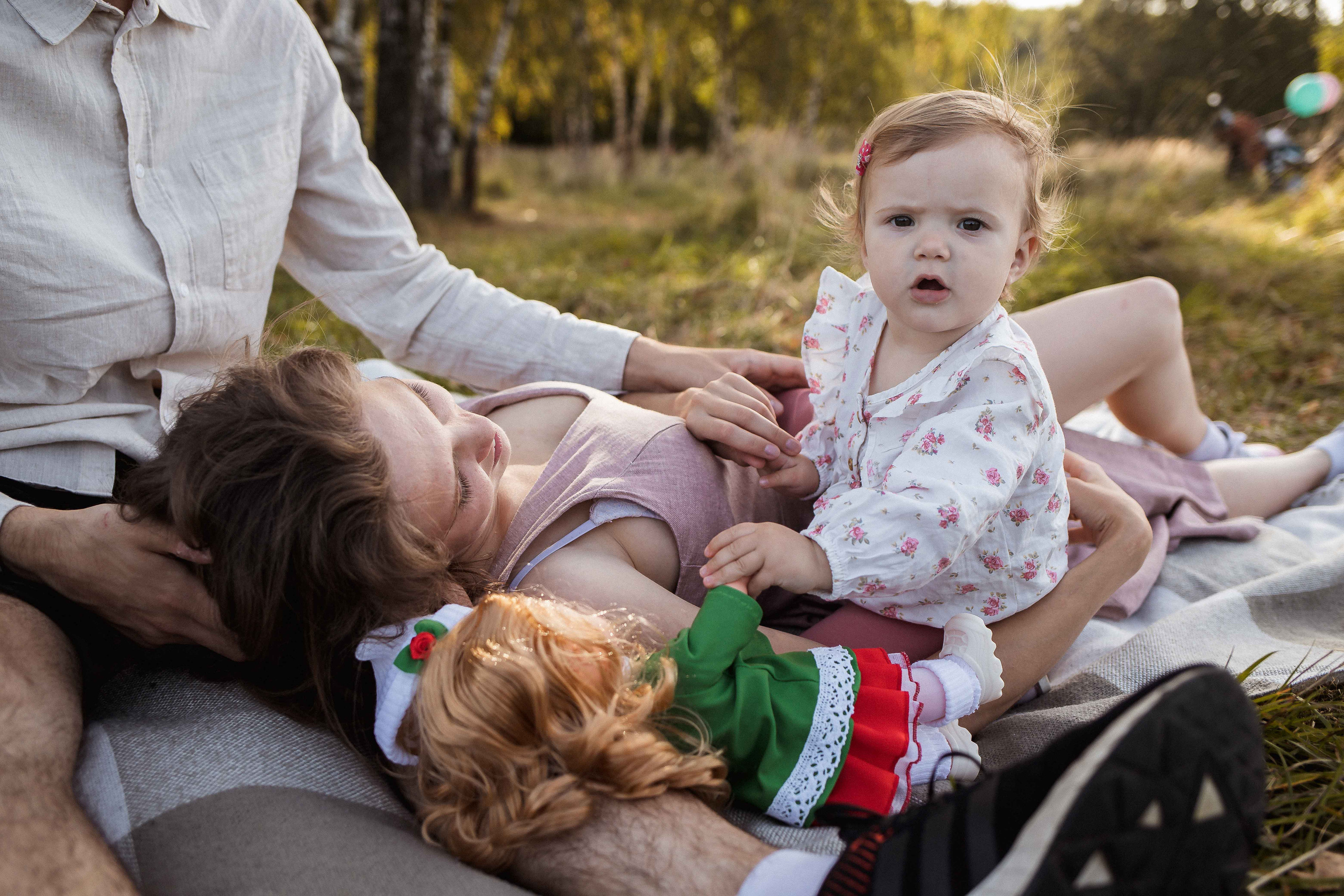 Первый день рождения в формате пикника. Семейный фотограф в Москве