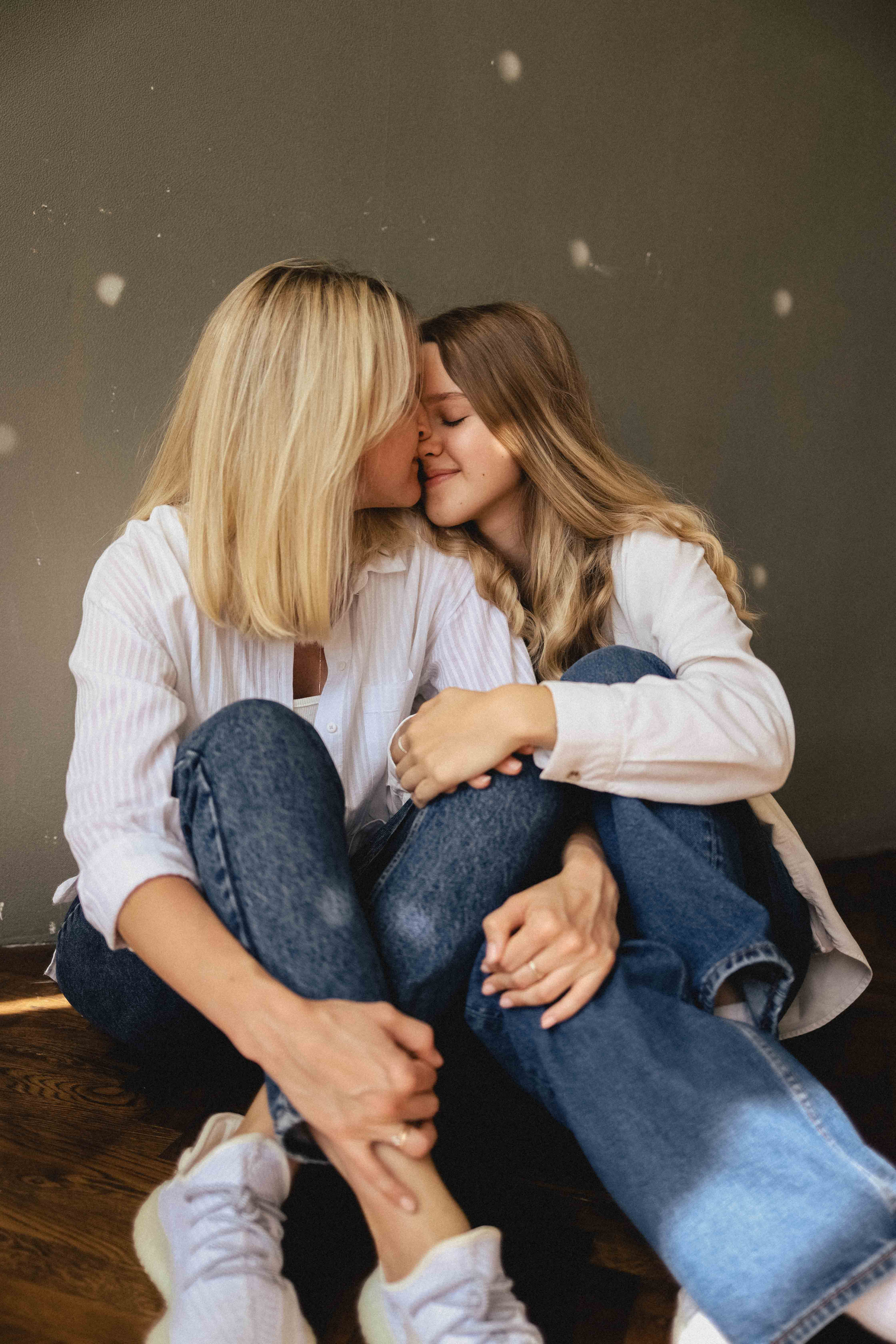 Семья в студии. Семейный фотограф в Москве