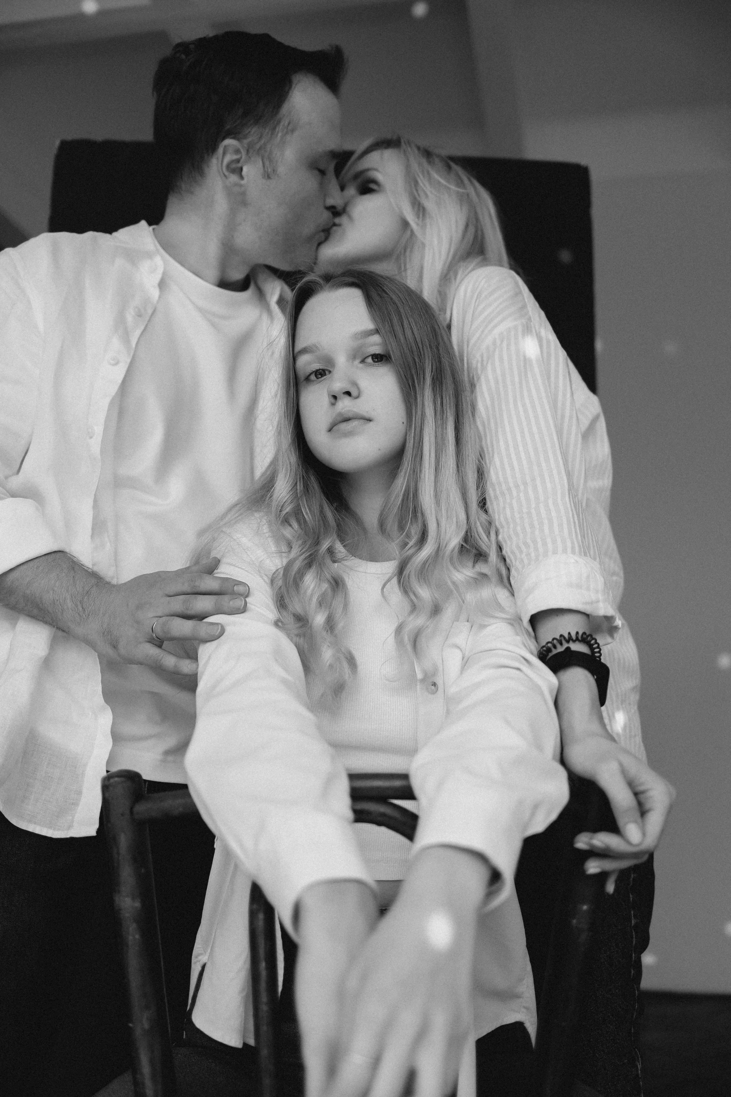 Семья в студии. Семейный фотограф в Москве