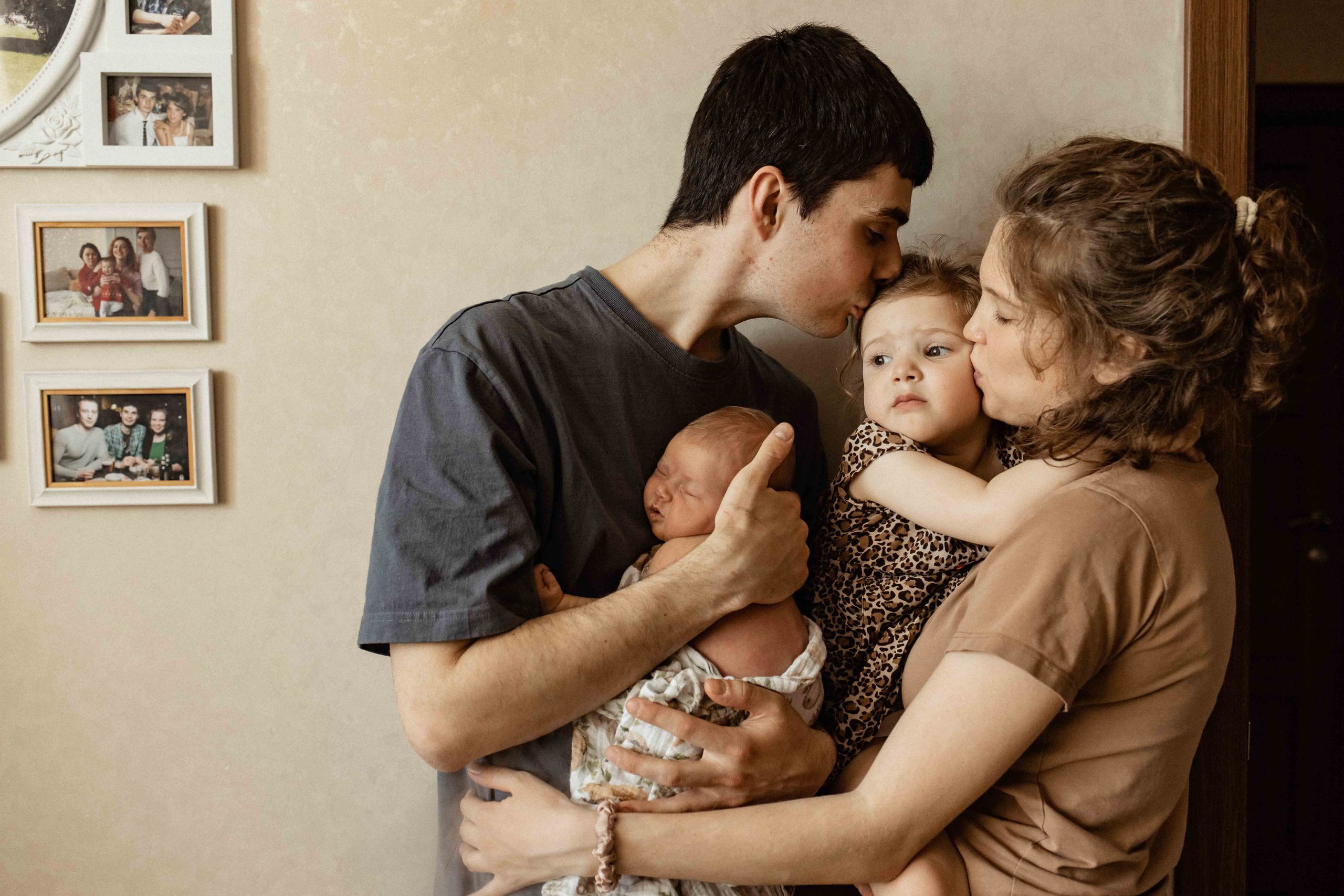 Анастасия, Сергей, Мира и Лиза. Семейный фотограф в Москве