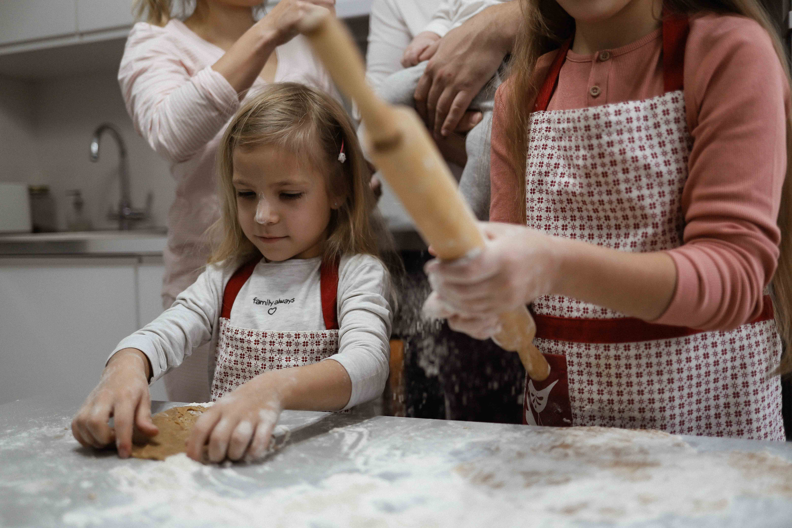 Ира, Андрей, Юля, Даша и Миша. Семейный фотограф в Москве
