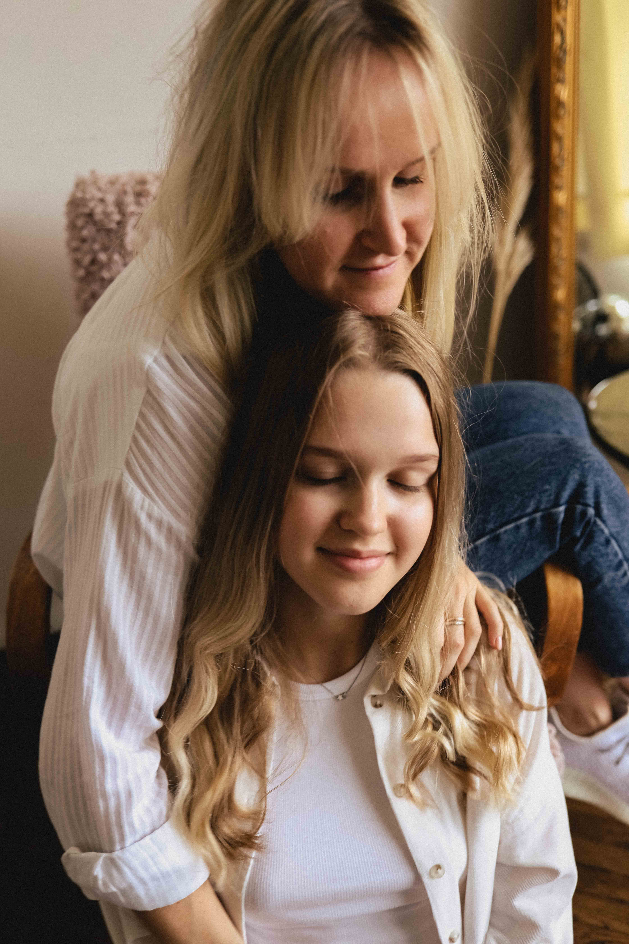 Семья в студии. Семейный фотограф в Москве