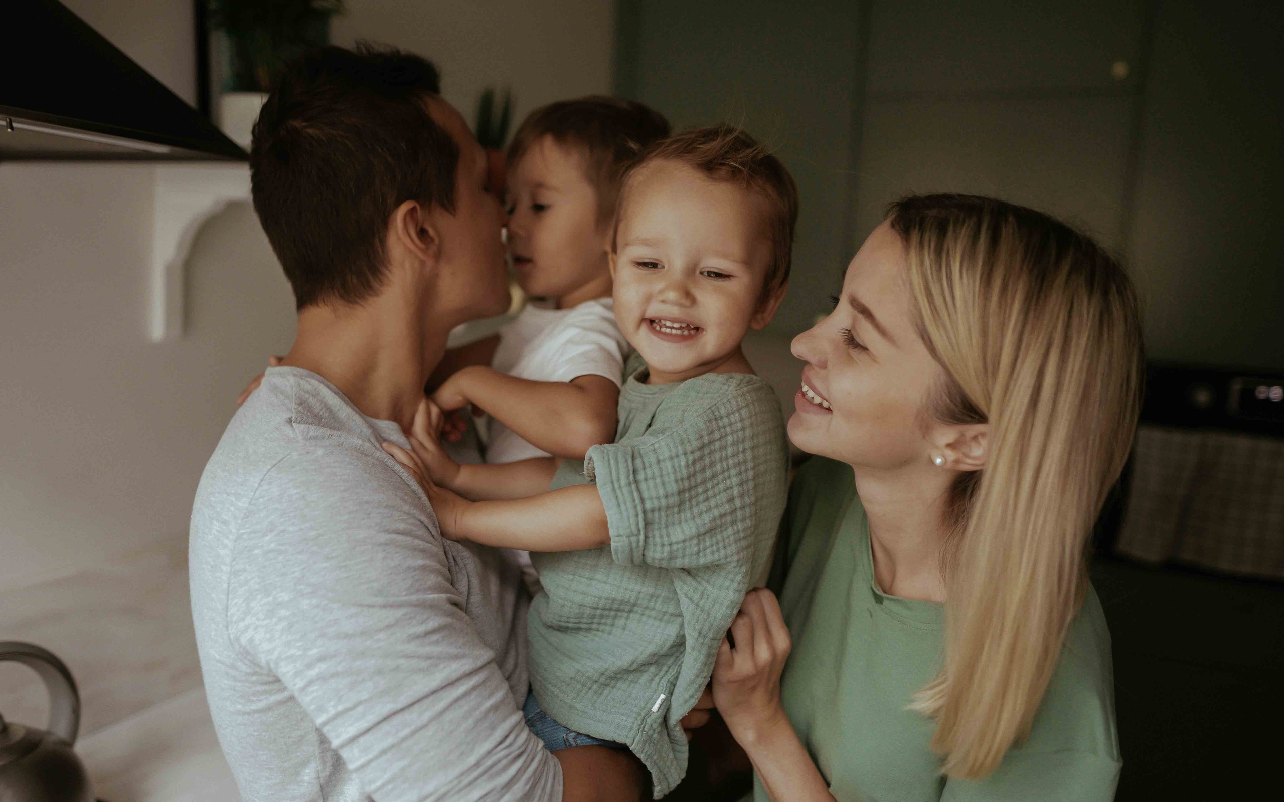 Катя, Паша, Валера и Родион. Семейный фотограф в Москве