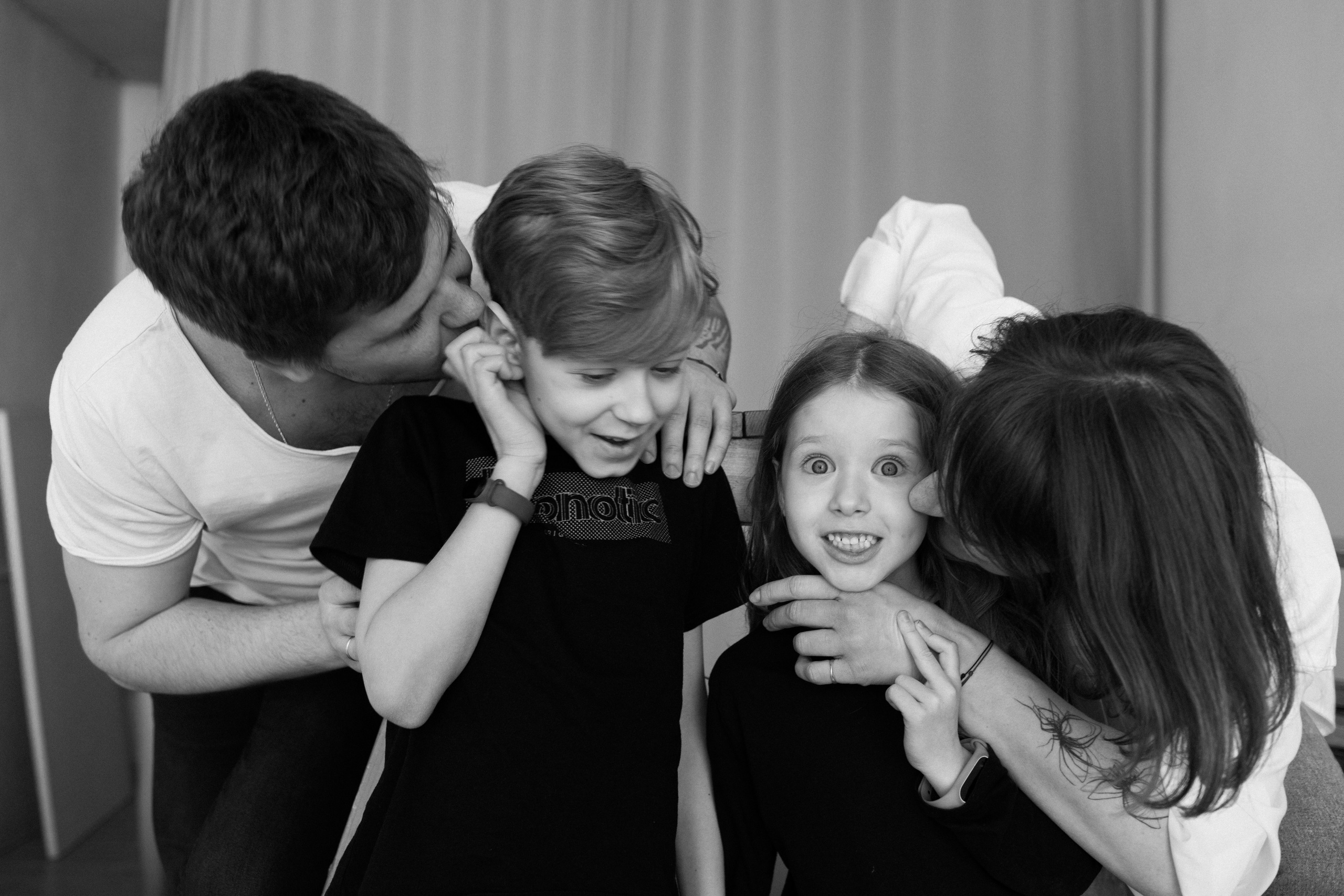 Женя, Паша, Таня и Егор. Семейный фотограф в Москве