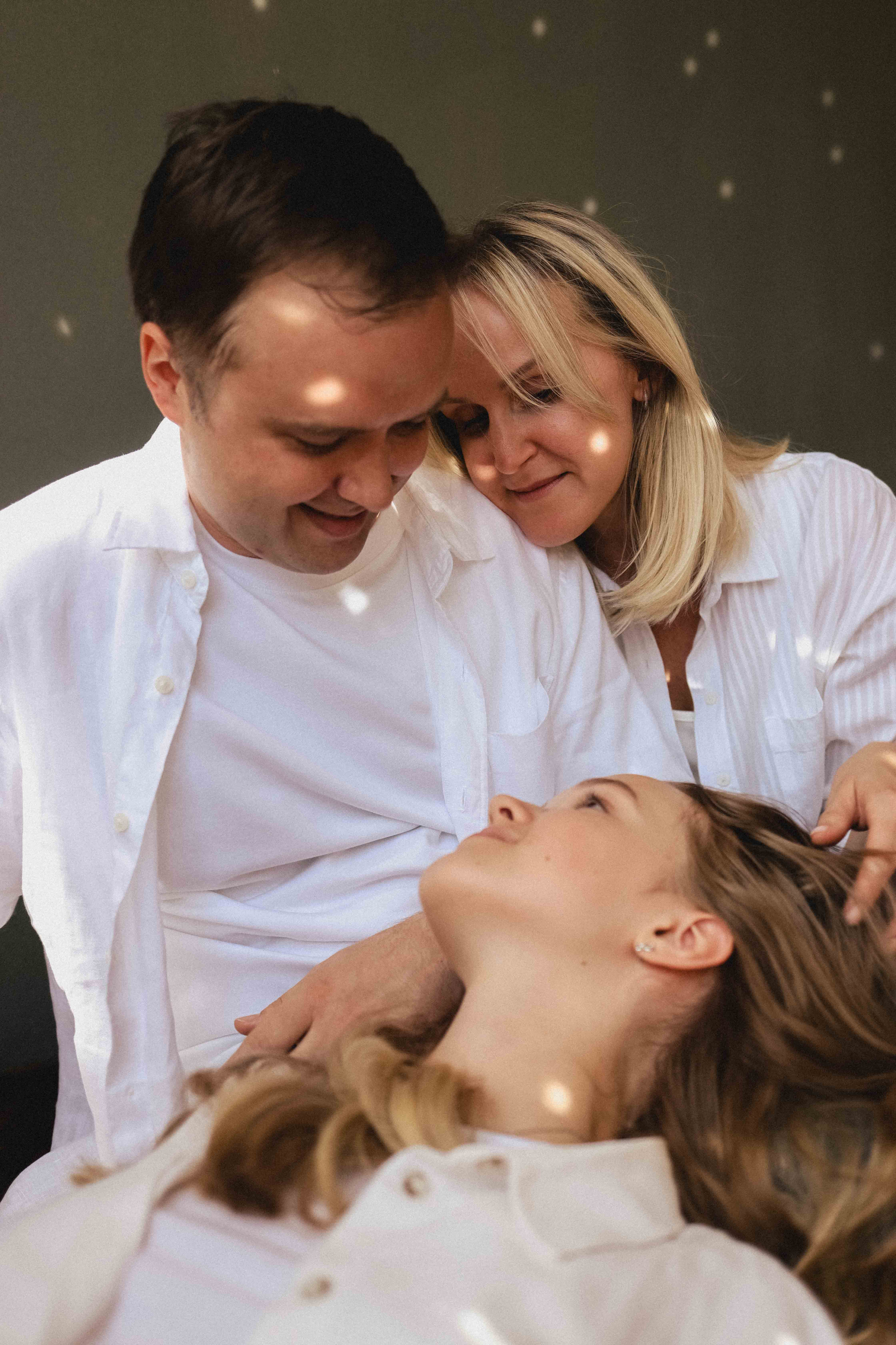 Семья в студии. Семейный фотограф в Москве