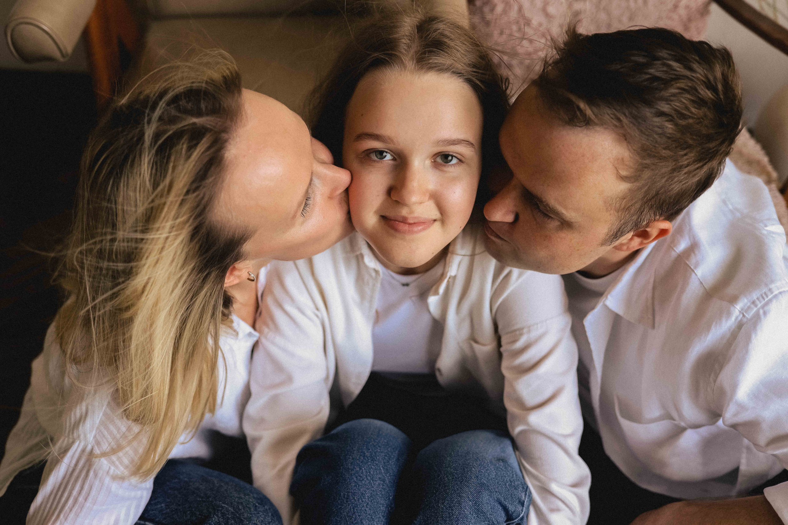 Семья в студии. Семейный фотограф в Москве