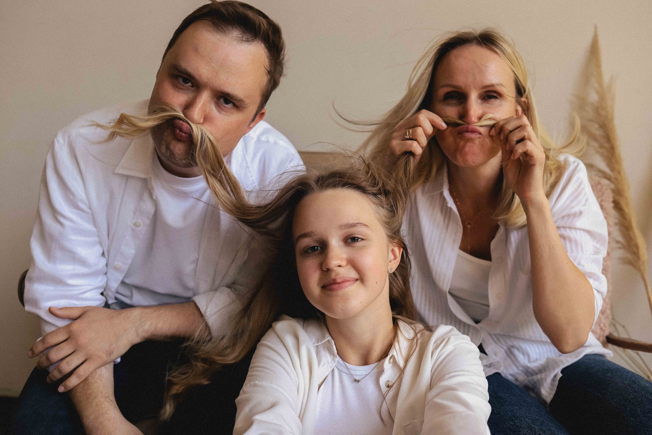 Семья в студии. Семейный фотограф в Москве