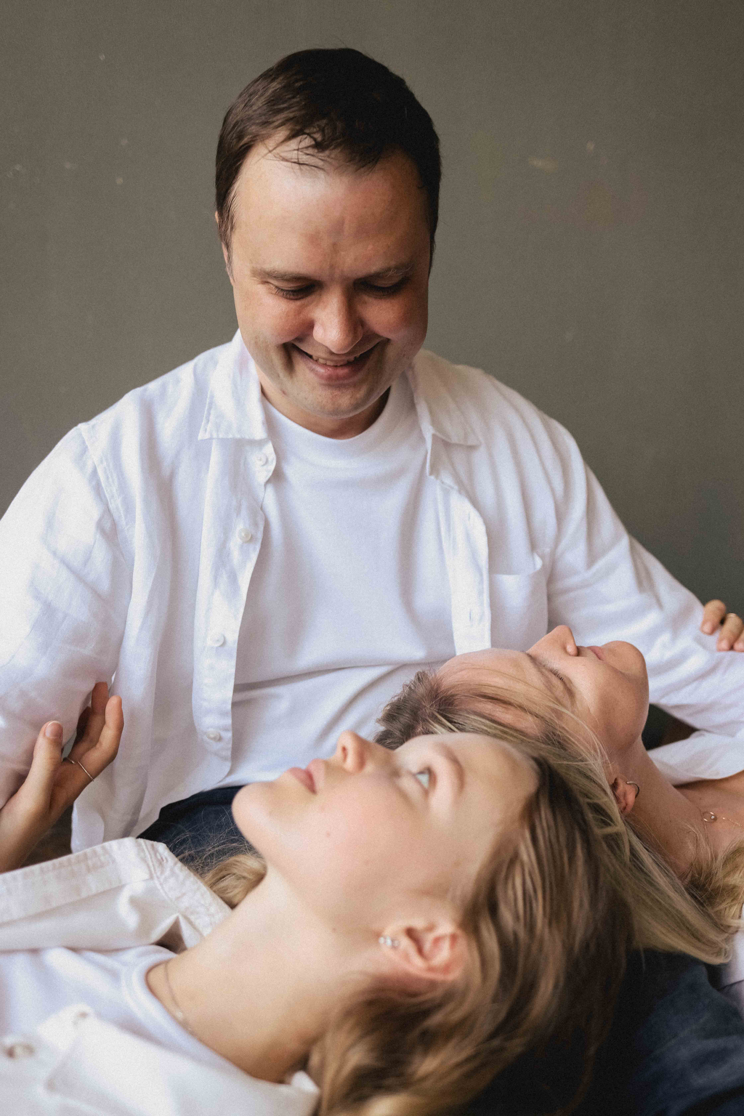 Семья в студии. Семейный фотограф в Москве