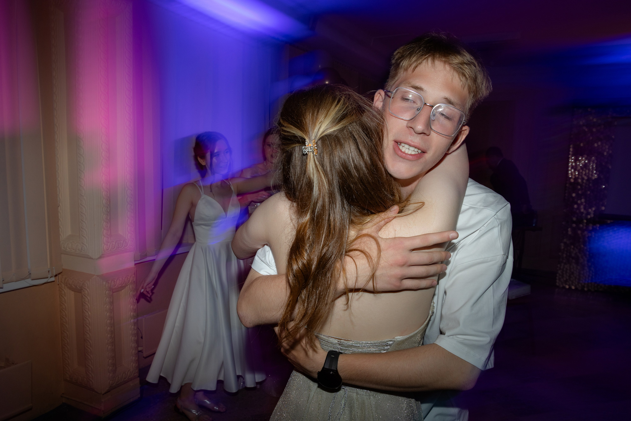 Школьный выпускной 2024 год в Соколе (Минск). Свадебный фотограф в Минске/Беларуси Сергей Спиридонов