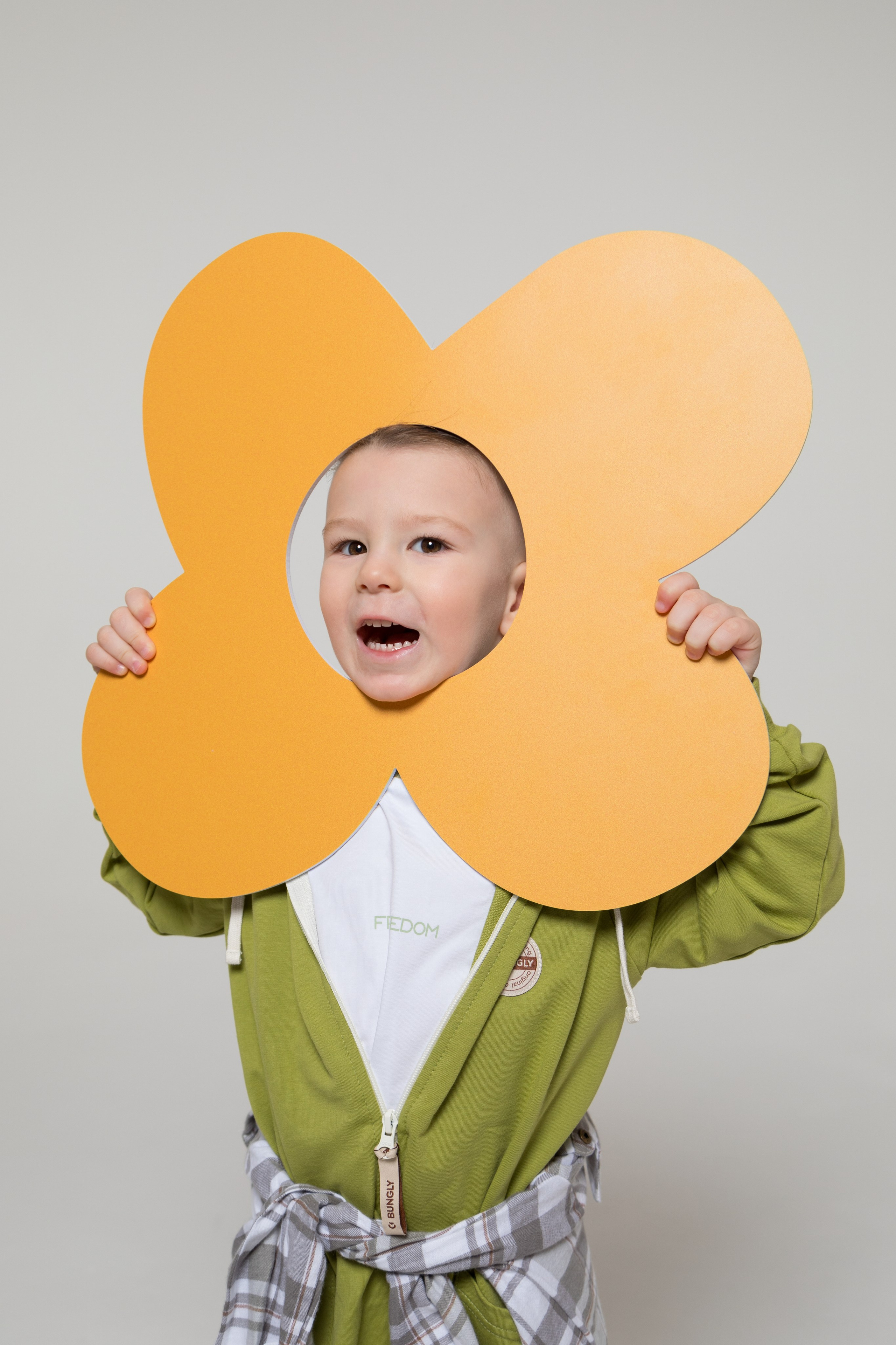 Имиджевая и каталожная съёмка для бренда детских пазлов. Детский и контент фотограф Надя Волкова Санкт-Петербург