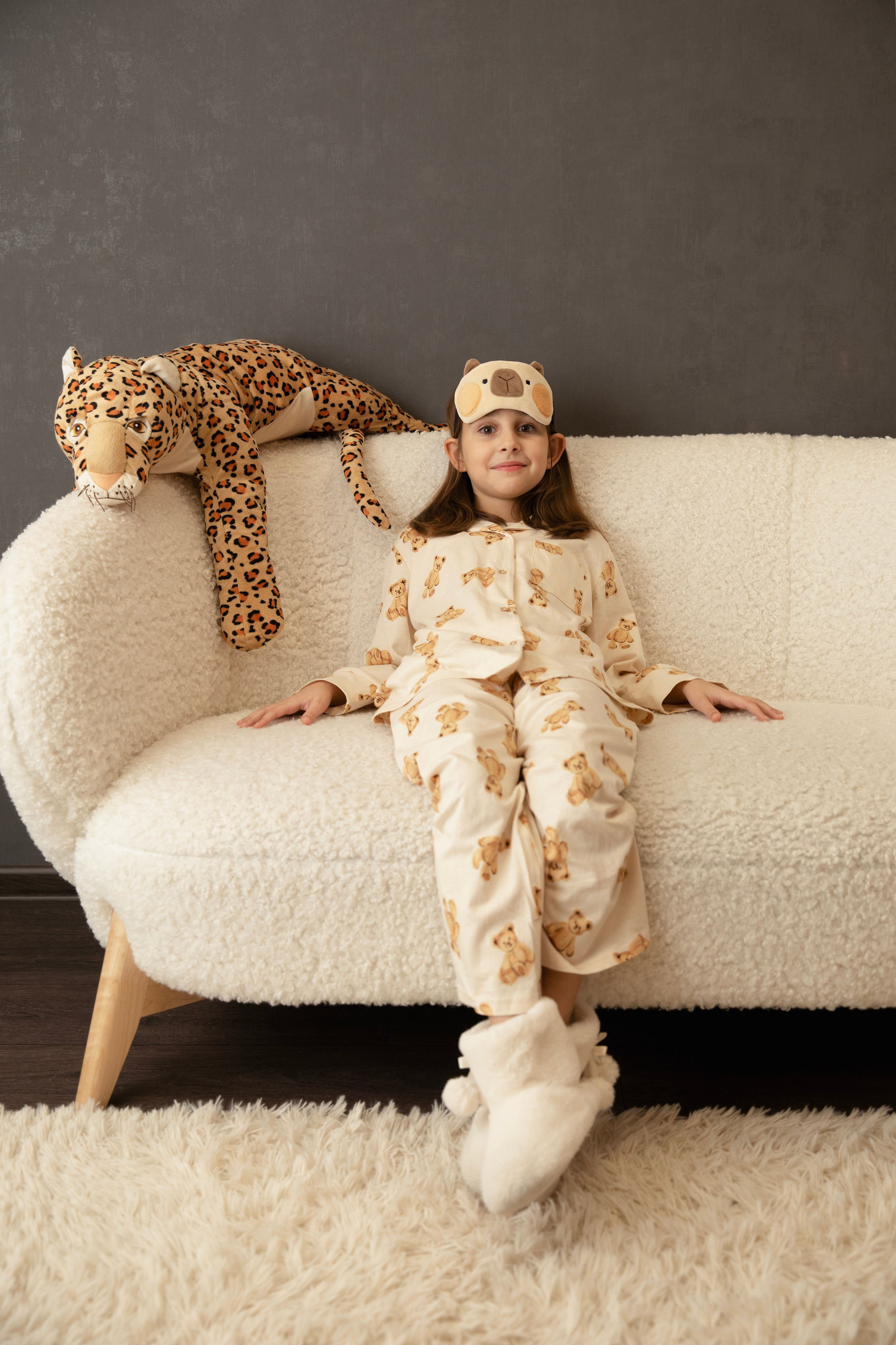 съемка в пижаме с игрушкой