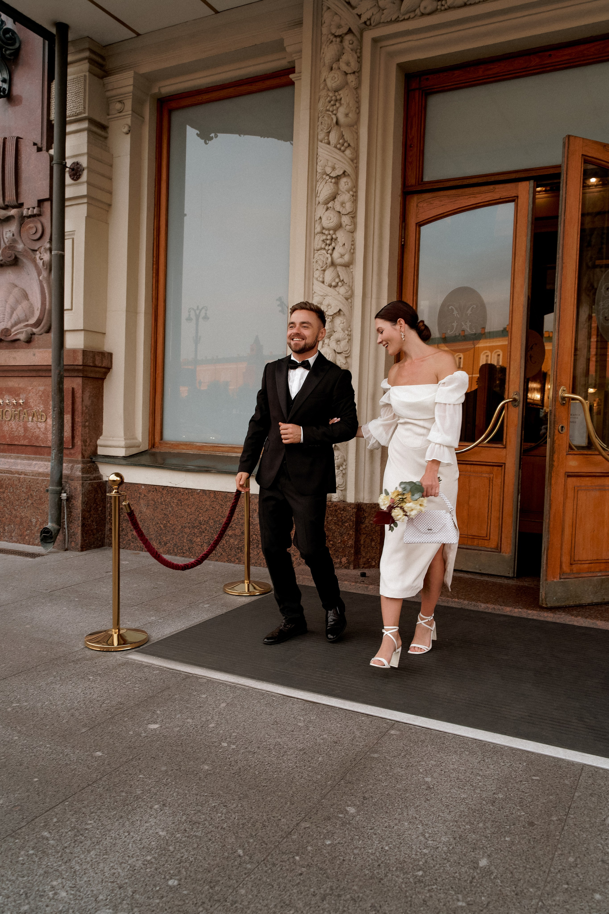 Классическая свадьба в самом центре сердце Москвы в отеле «Националь». Tarasov-stroganova.ru