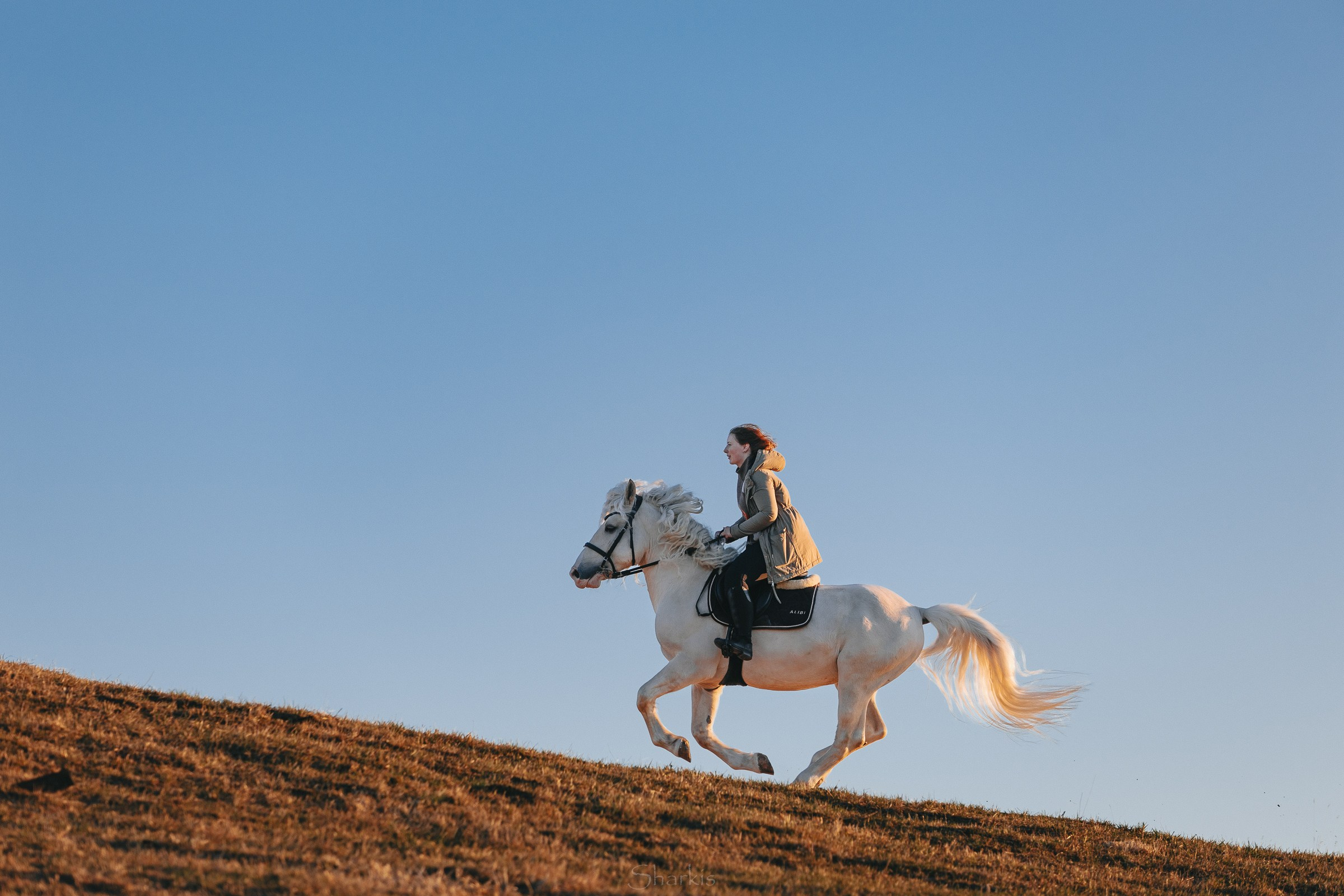 Катя и Гладиолус. Фотограф Елизавета Филатова
