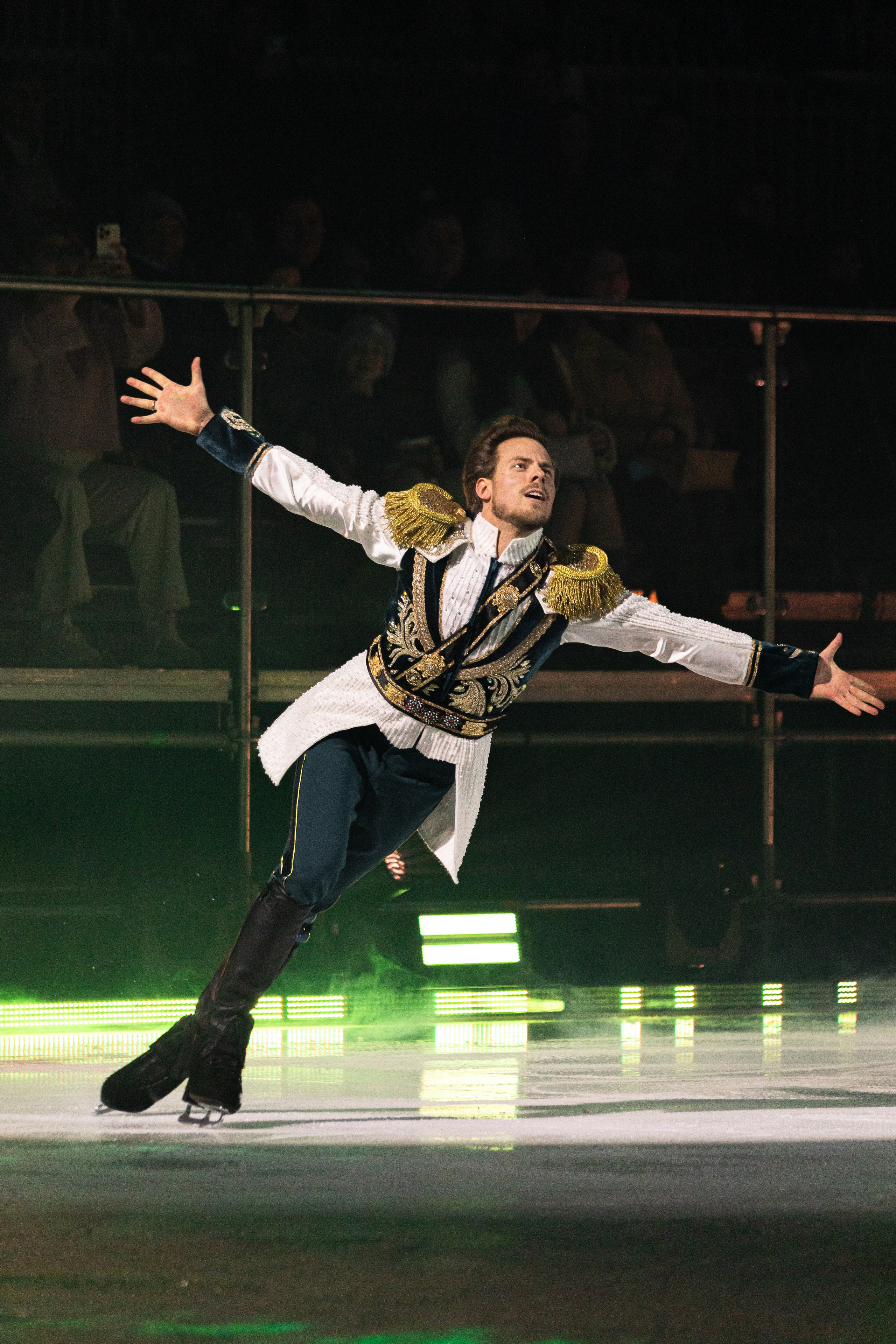 Ледовое шоу Татьяны Навки — «Золушка». Спортивный фотограф — Никита