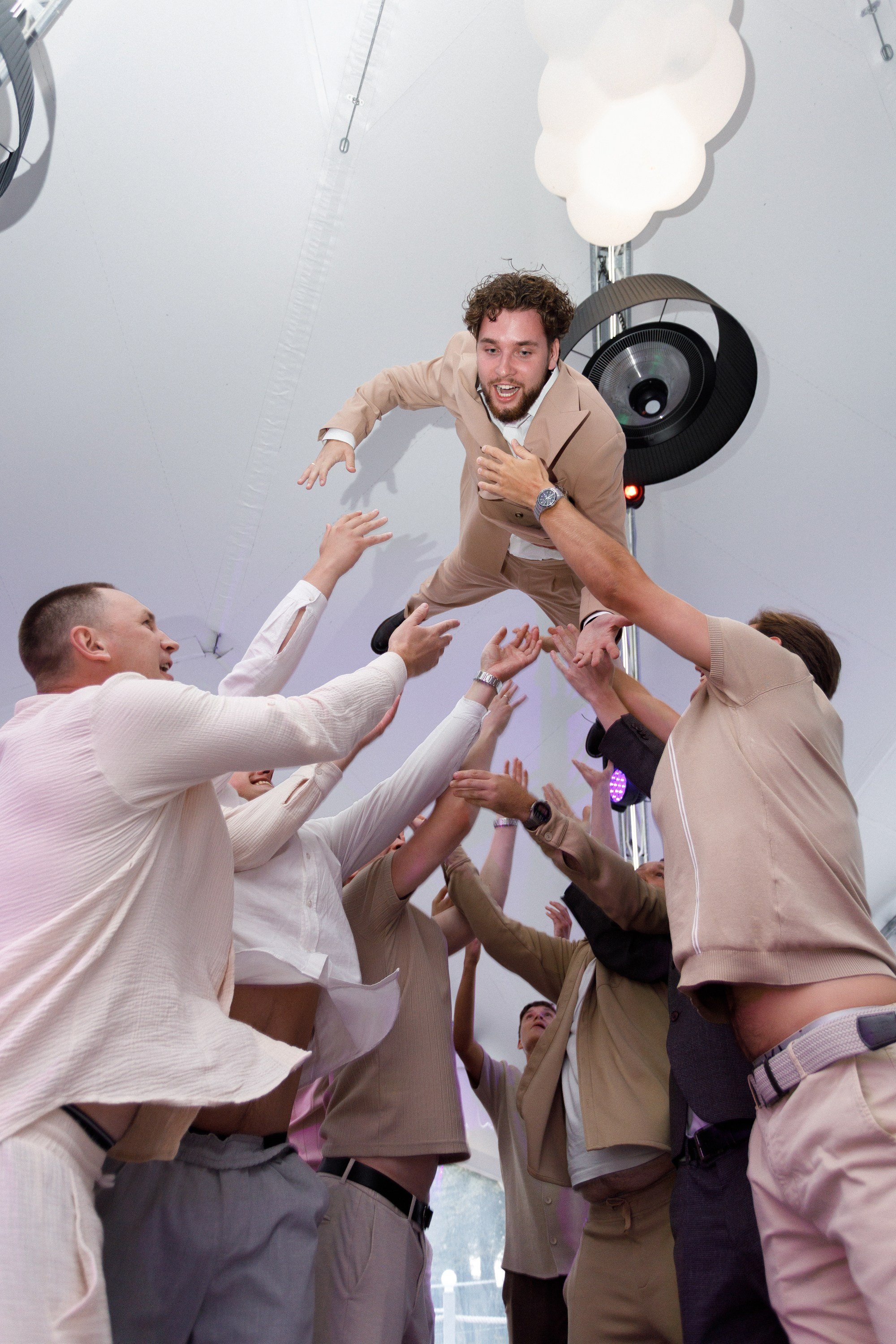 Олег и Карина. Свадебный фотограф в Ижевске Владимир Мещеряков