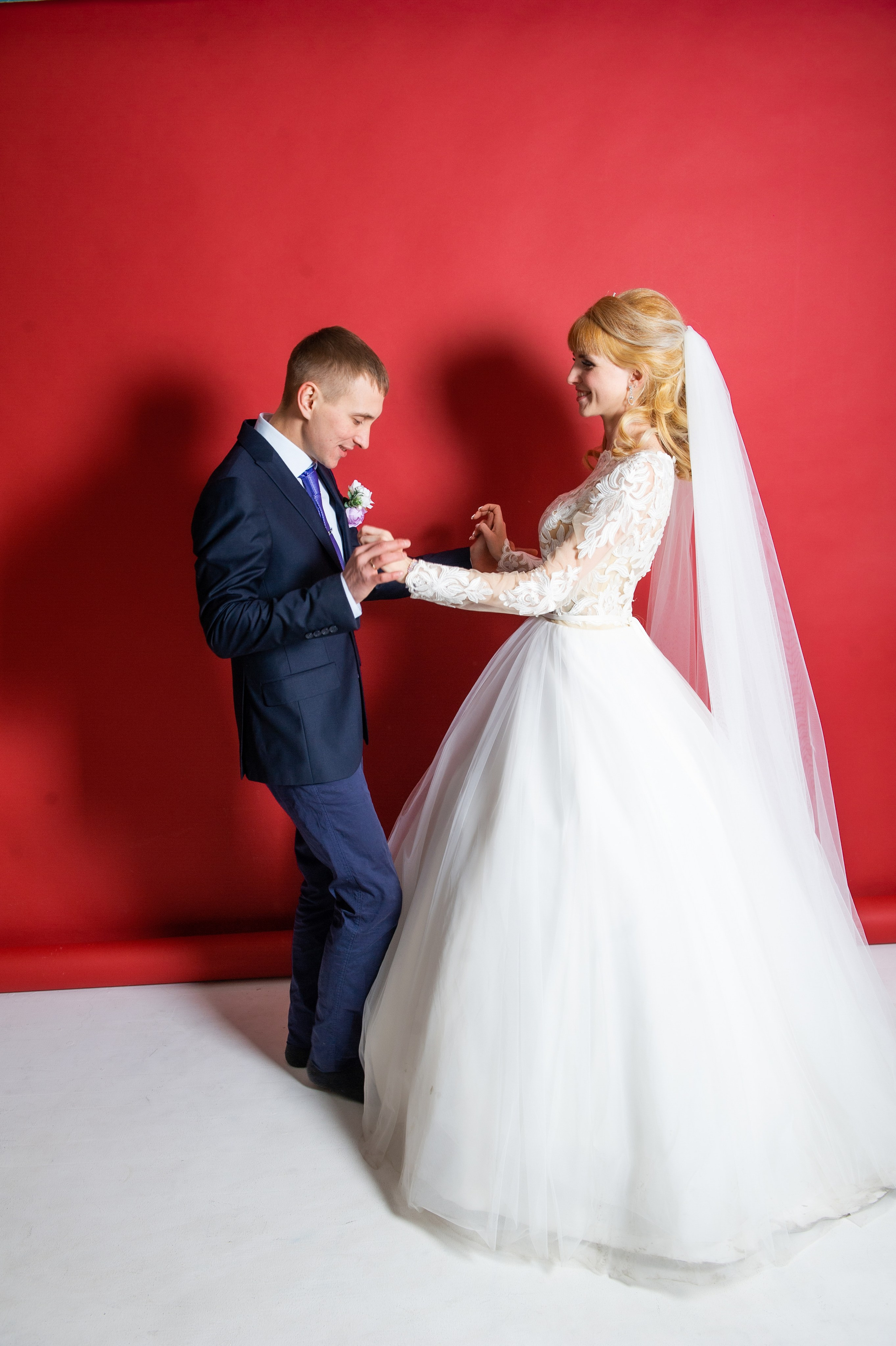 Саша и Диана. Семейный и женский фотограф, контент фотосессия в Екатеринбурге