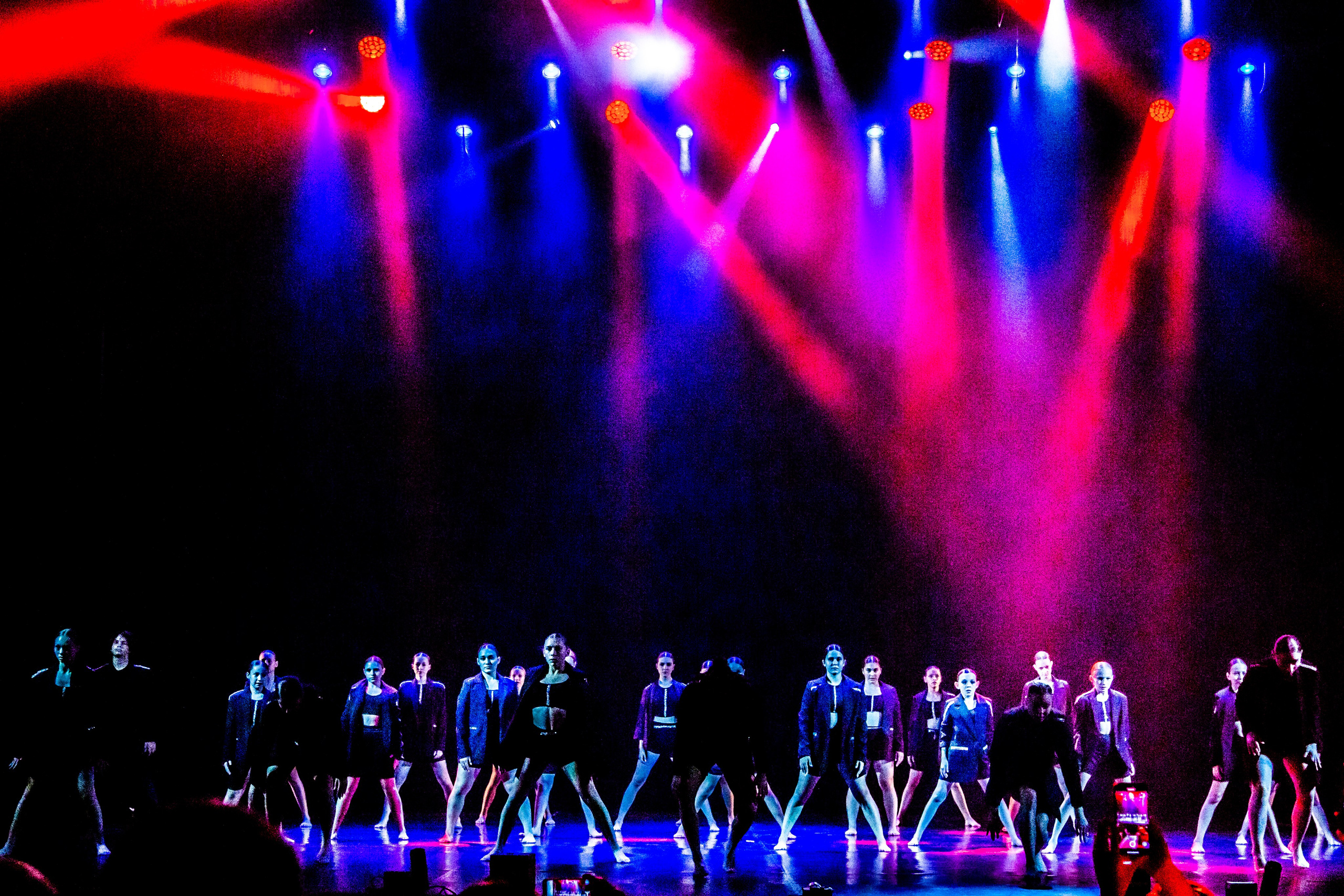 ОТЧЕТНЫЙ КОНЦЕРТ ХОРЕОГРАФИЧЕСКОЙ ШКОЛЫ НИКА. Фотограф в Сочи Юрий Шептаев