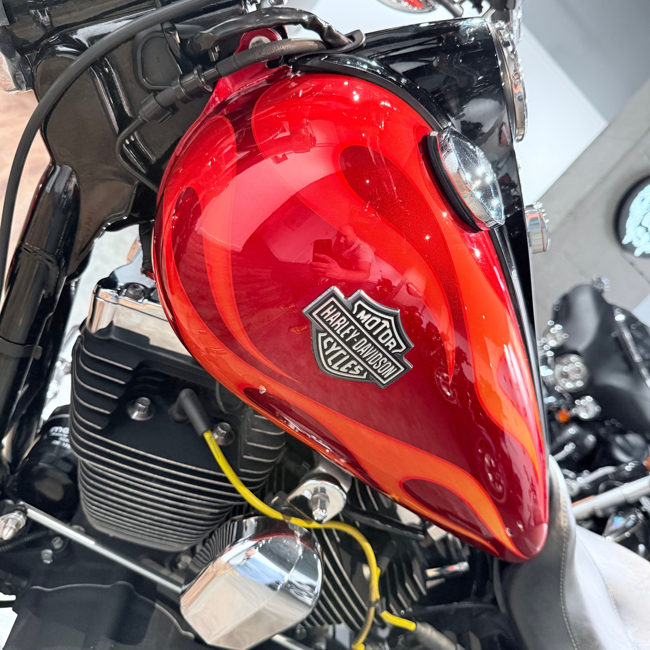 2012 Dyna Wide Glide 96 Red Оrаngе Flames. Hello Davidson, Москва. Только хорошие мотоциклы…