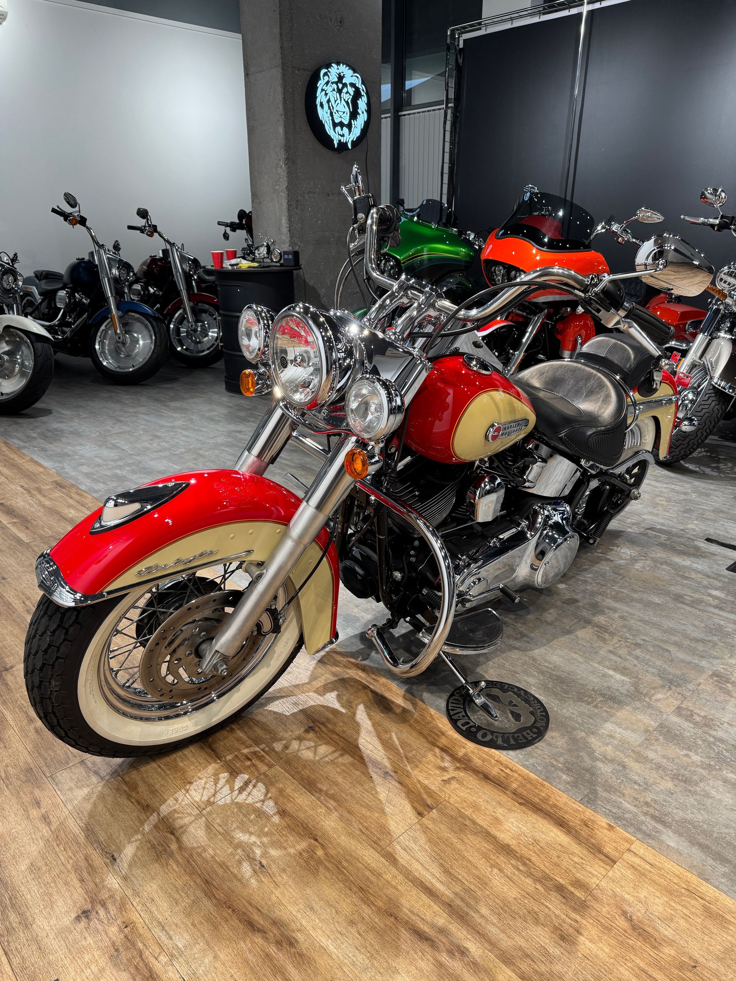 Купить Harley Davidson 2008 Softail Deluxe Orange Sand. Hello Davidson, Москва. Только хорошие мотоциклы…