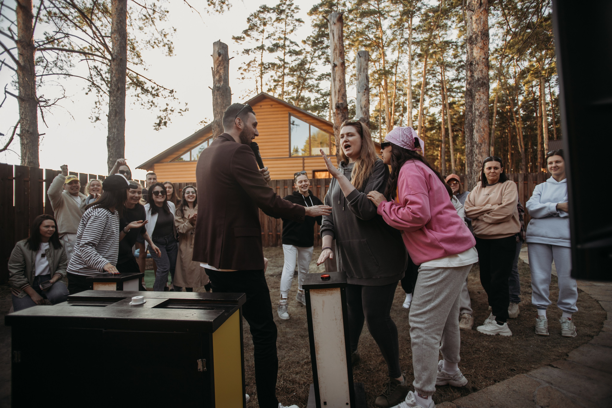 Корпоратив Muza_Arts. Венера Гайн. Репортажный фотограф  Тюмень. Обучение фотографии с 0