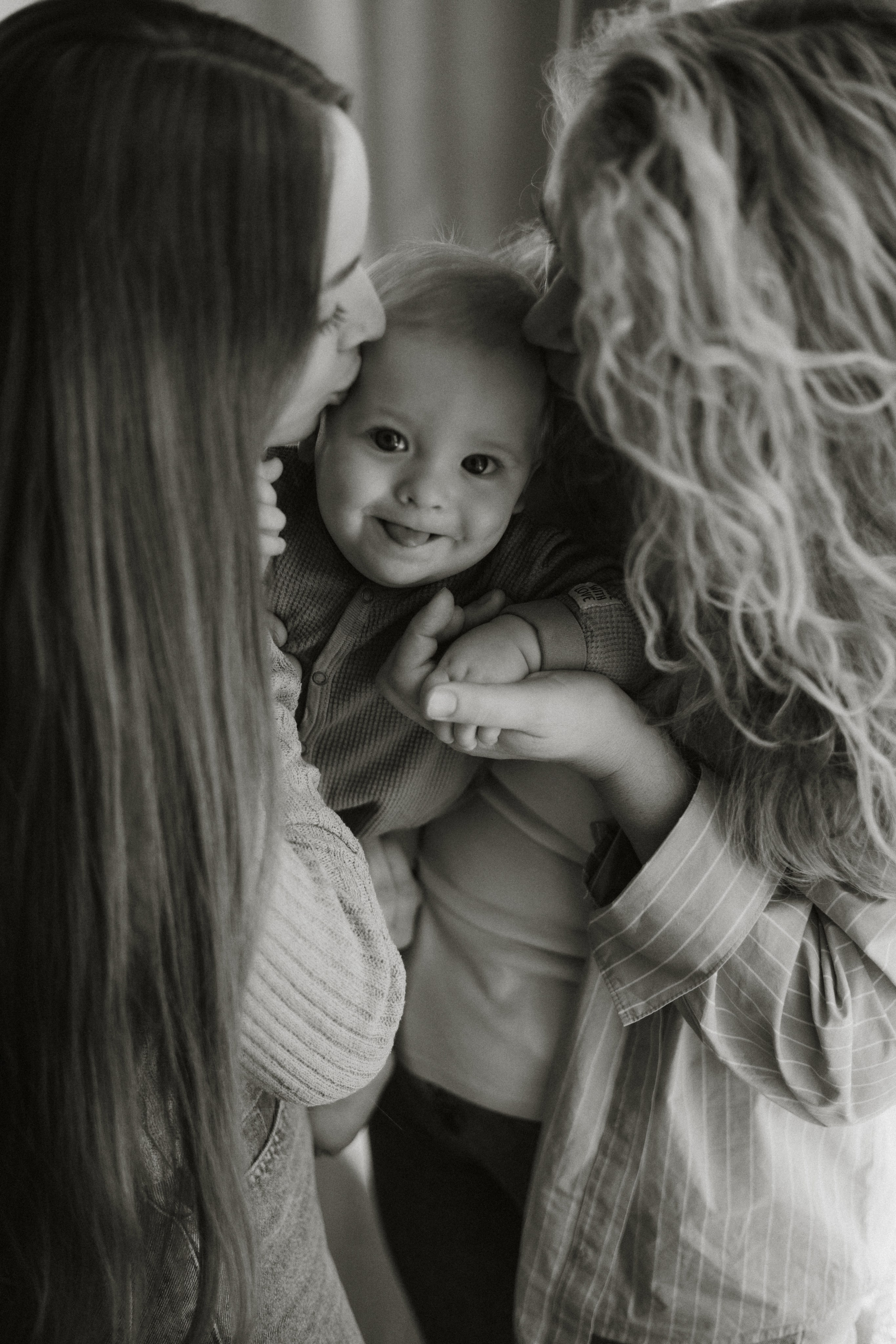 Тимоша с мамой и бабушкой. Фотограф в Кемерово Миллер Анна