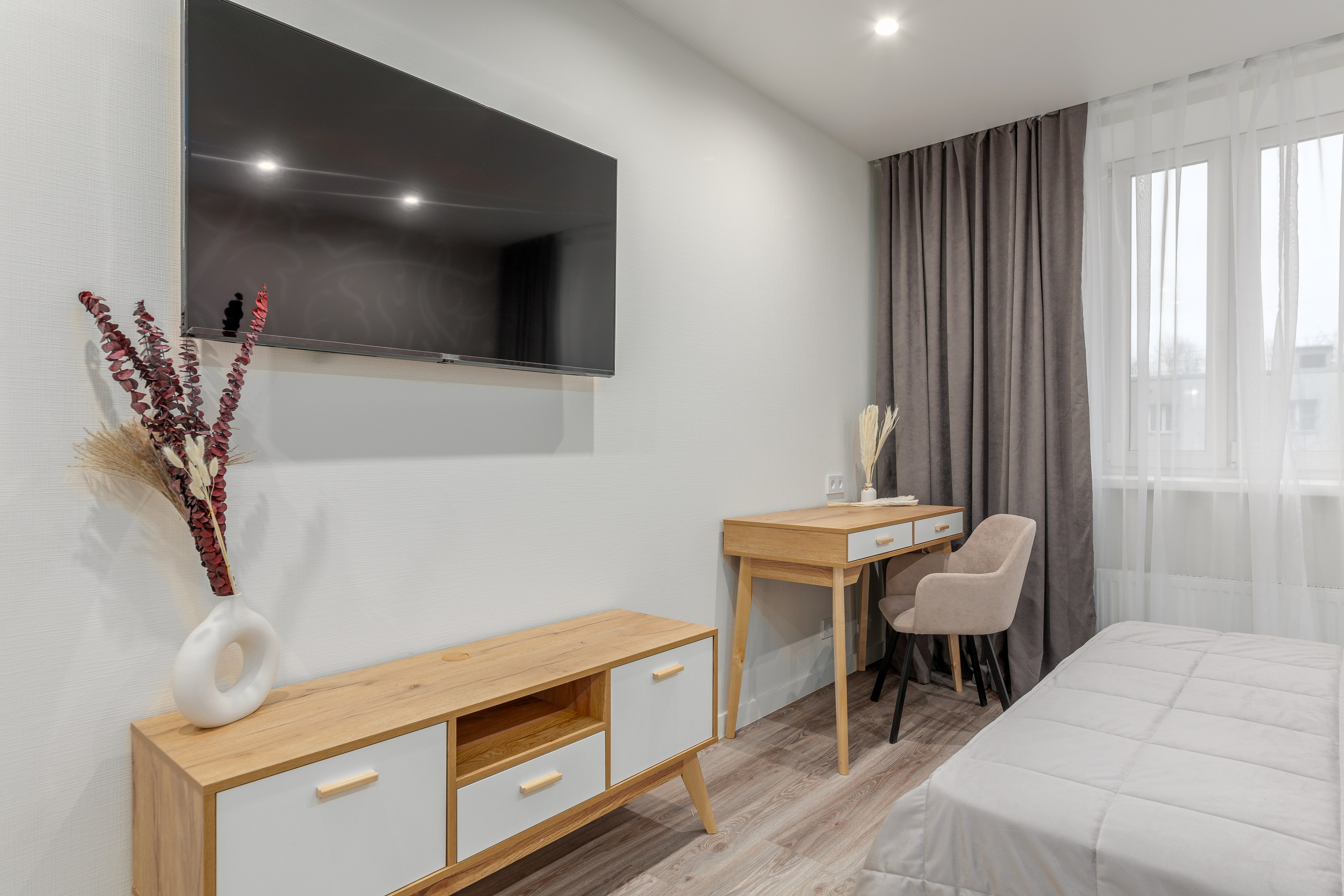 Однокомнатная квартира, Варшавская ул