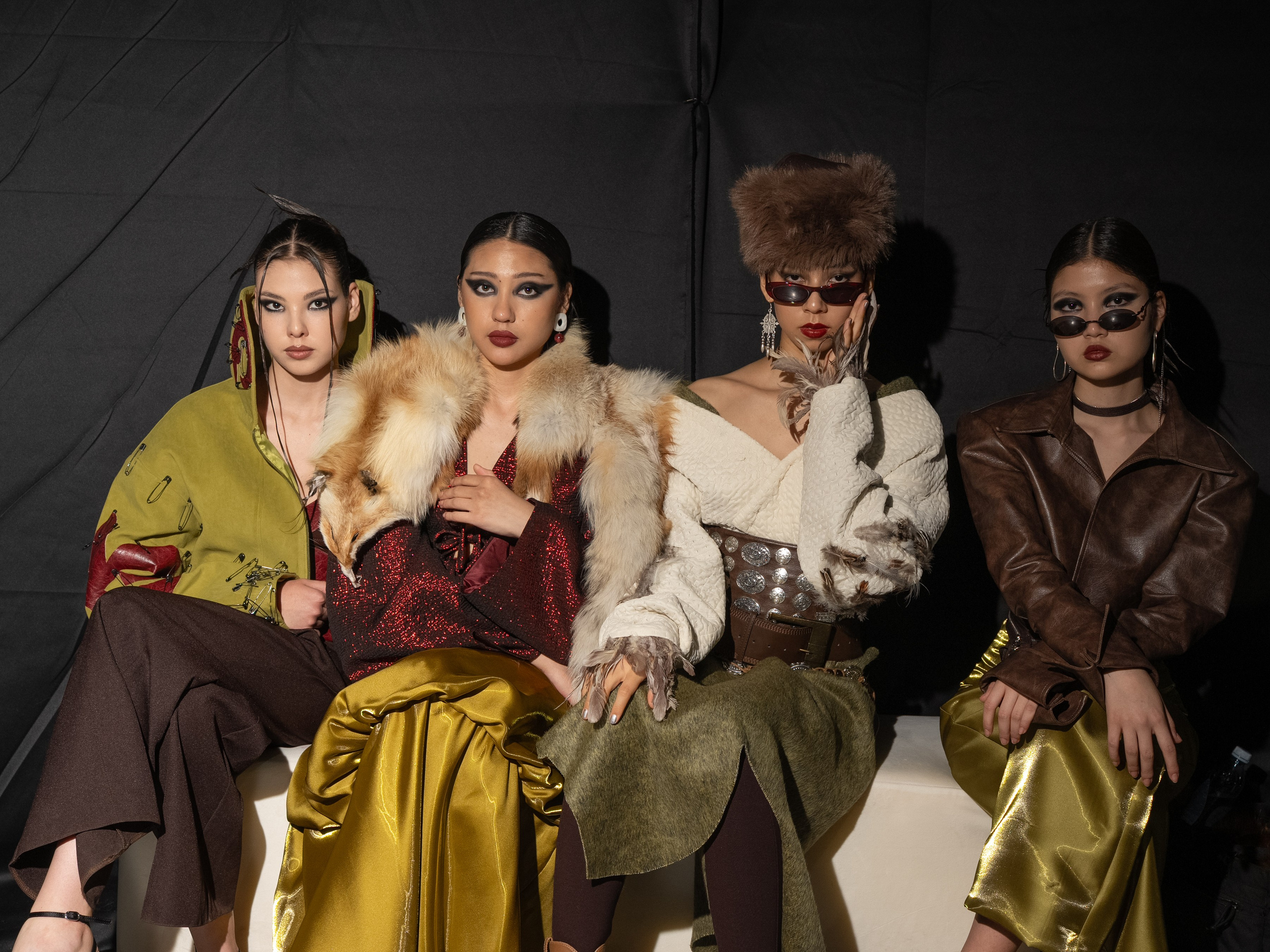 Visa Fashion week Almaty Backstage Day 3. Сайт Алматинского НЮ АРТ, будуар и фэшн фотографа Дениса Карпенко