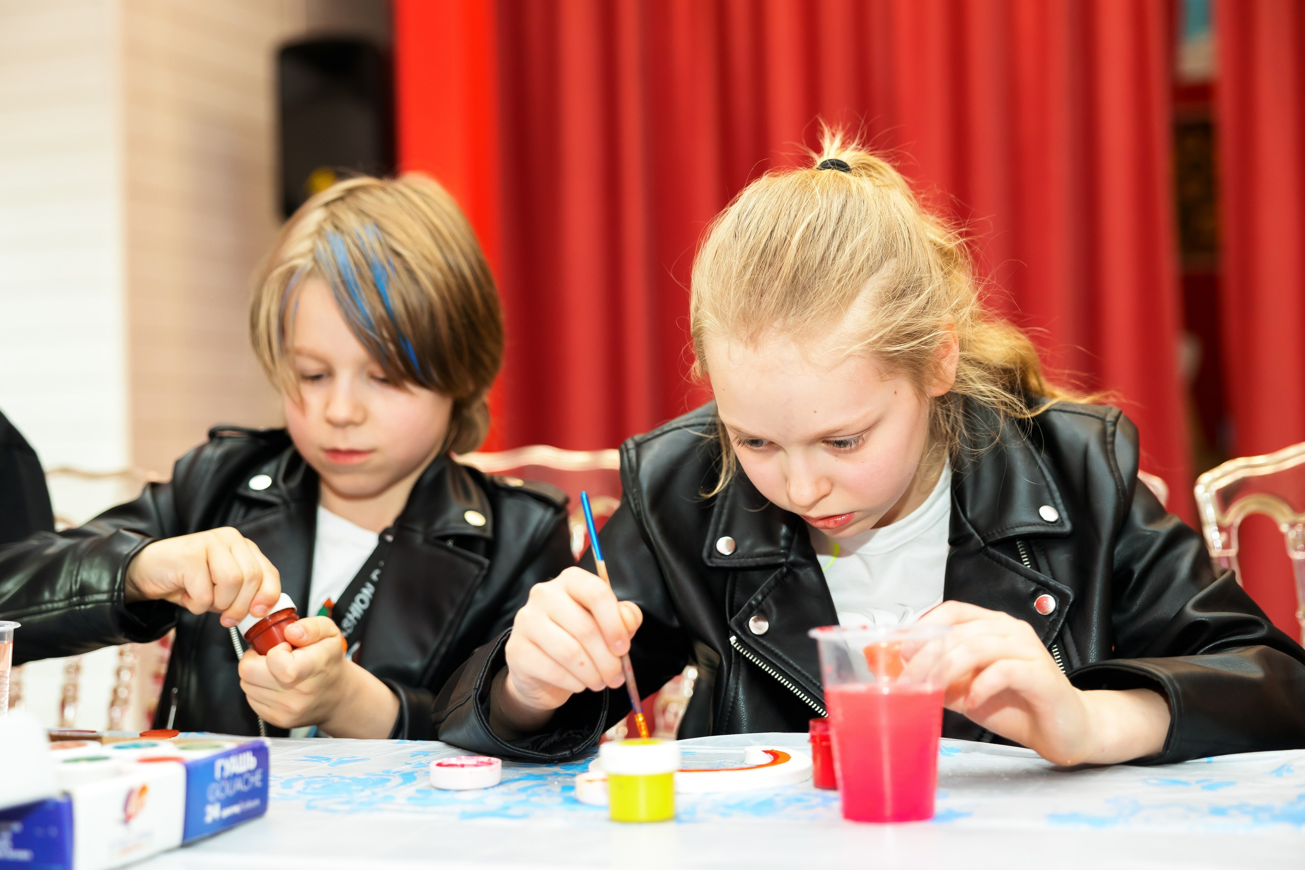 Праздник в честь окончания начальной школы. Фотограф г. Москва Олеся Пантелеева