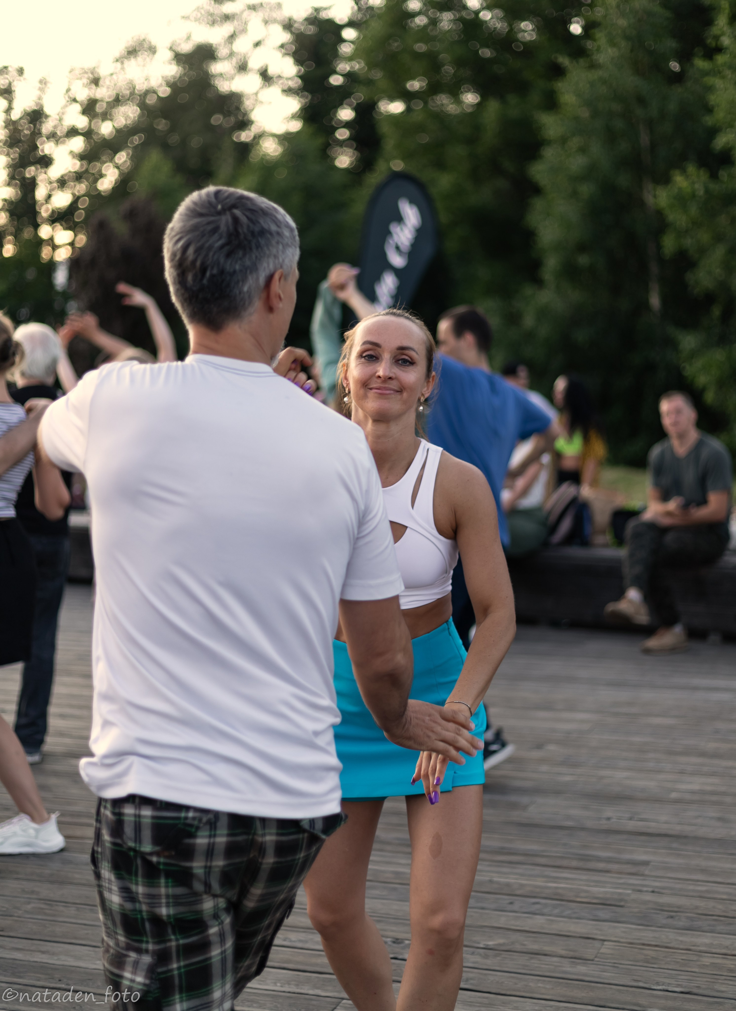 Летние танцы на берегу Финского залива. Фотограф в Санкт-Петербурге Наталия Денисова