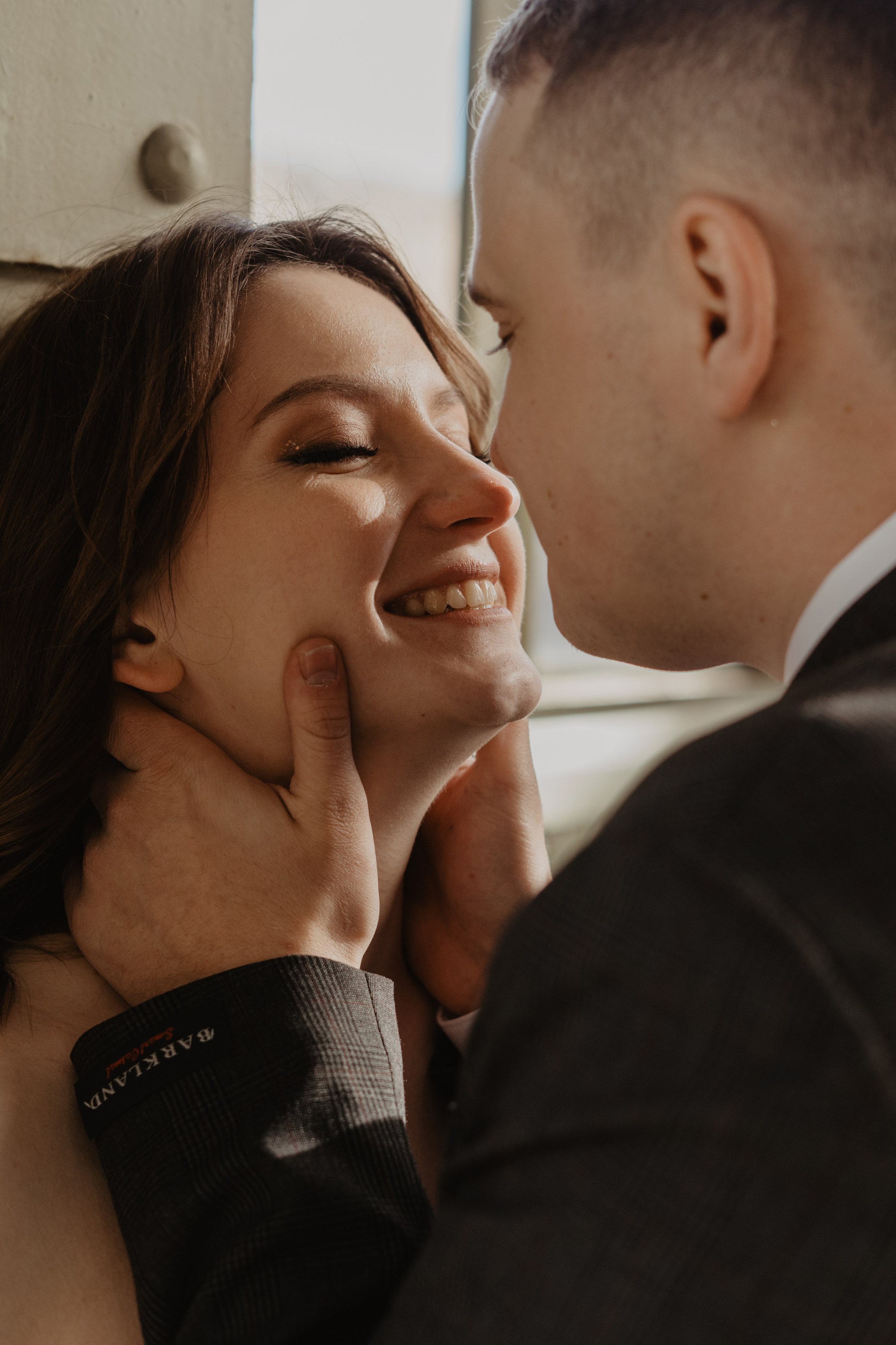 Оксана & Денис | Влюбленные на вокзале. Дина Альбур | Фотограф в Санкт-Петербурге