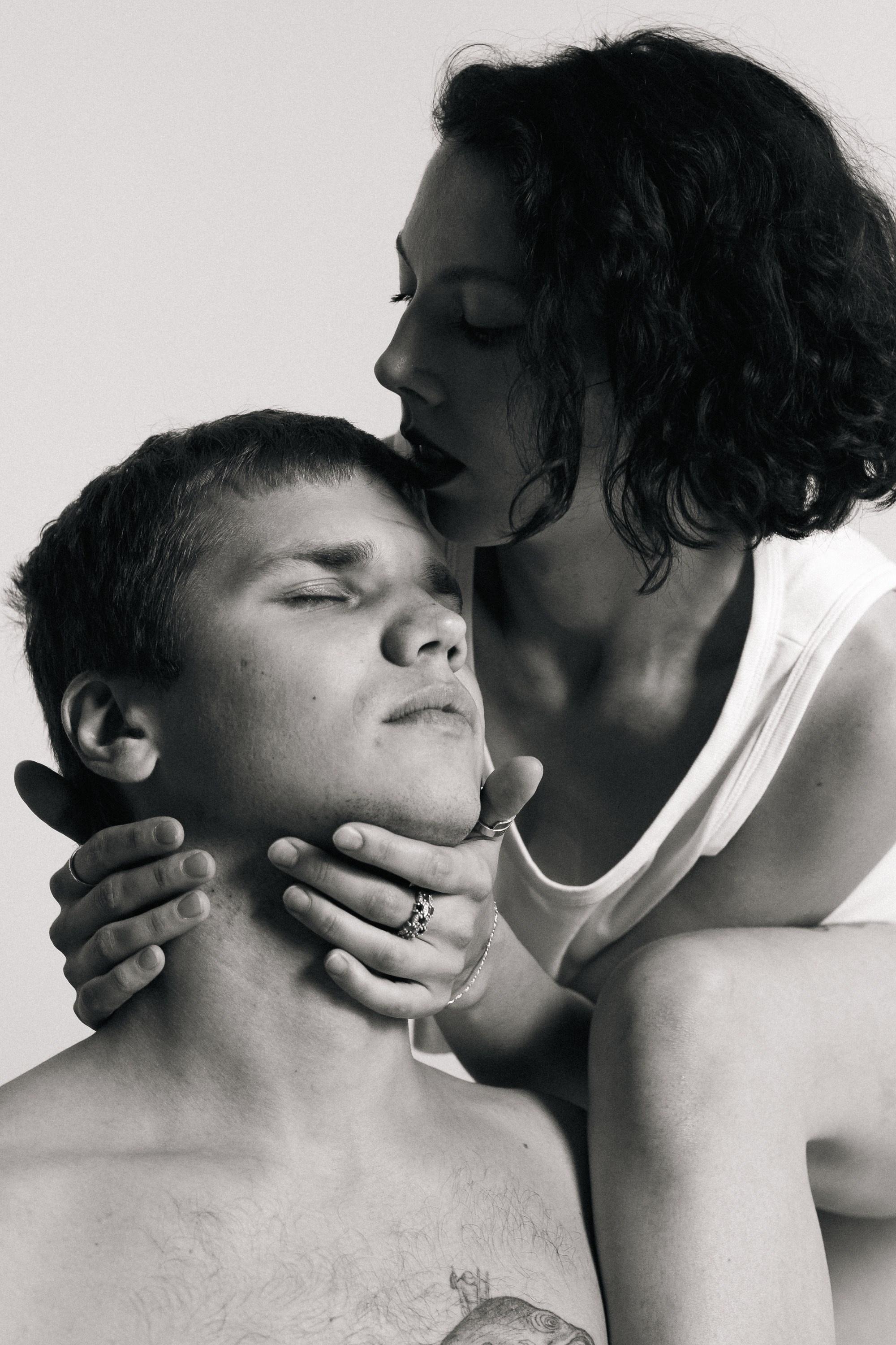 Love story nu-2. Профессиональный фотограф в Тюмени Даша Михнова. Бизнес, Будуарные, Семейные фотосессии
