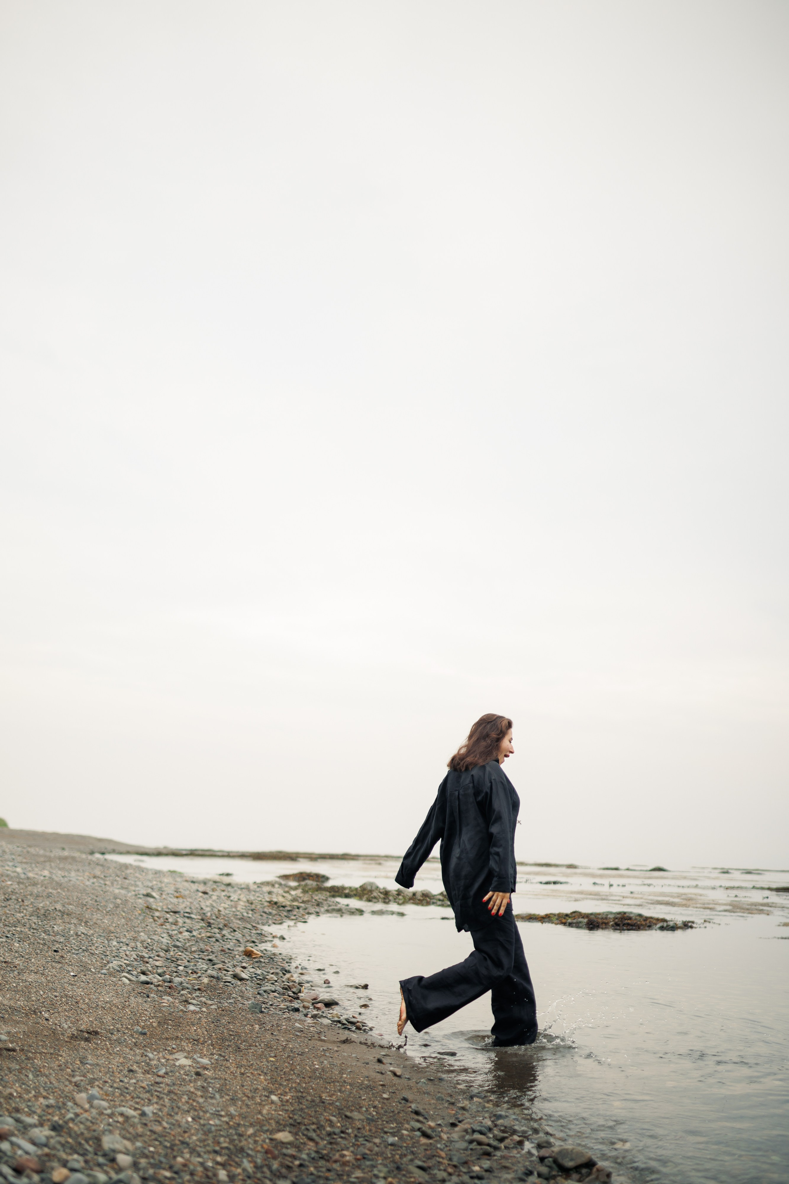 Женская фотосессия на берегу Охотского моря. Сахалин. Фотограф Валерия Горбунова Подольск Бутово Видное Щербинка