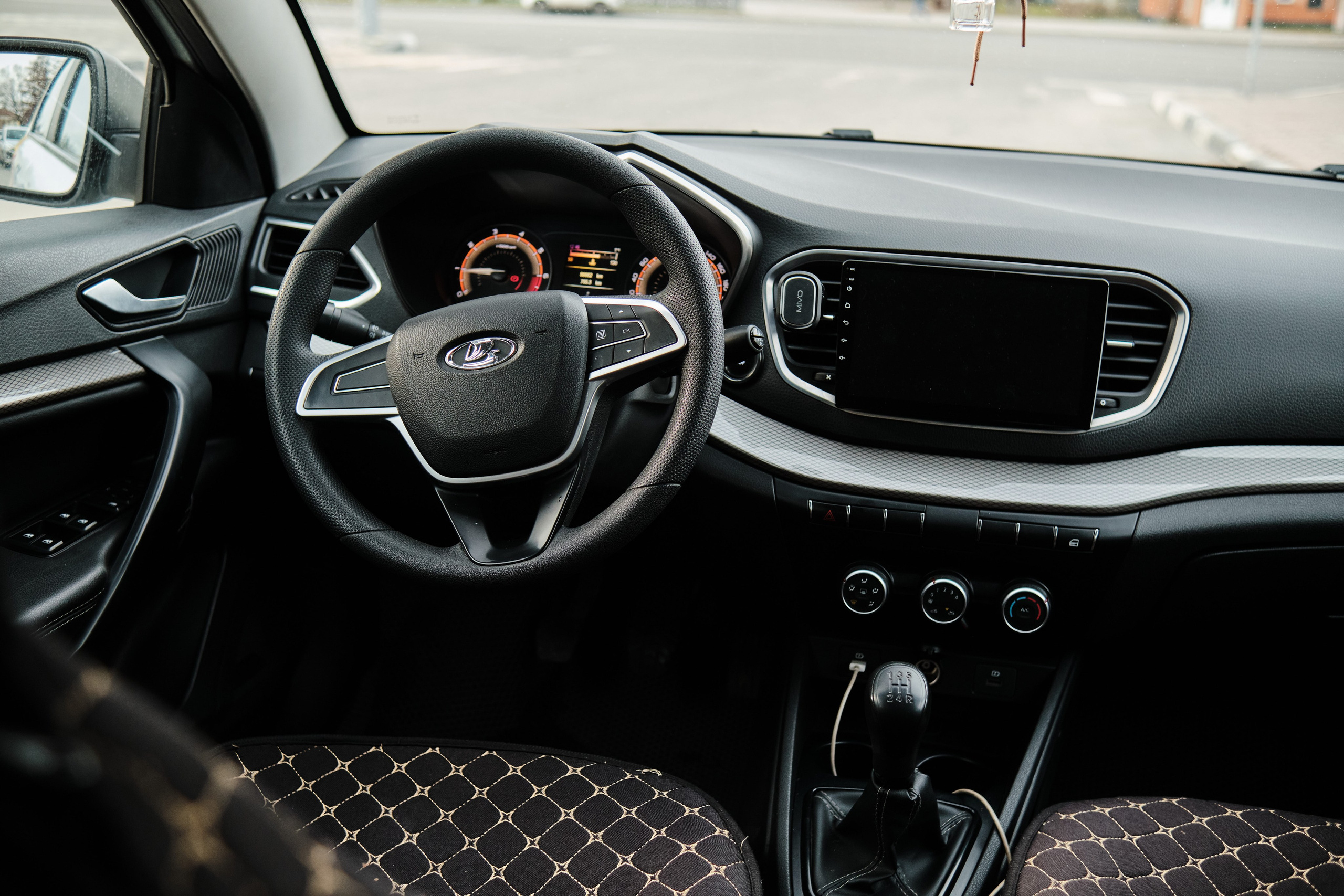 Новый автопарк Яндекс такси в Новокузнецке. Свадебный и семейный фотограф в Новокузнецке Иван Иванов