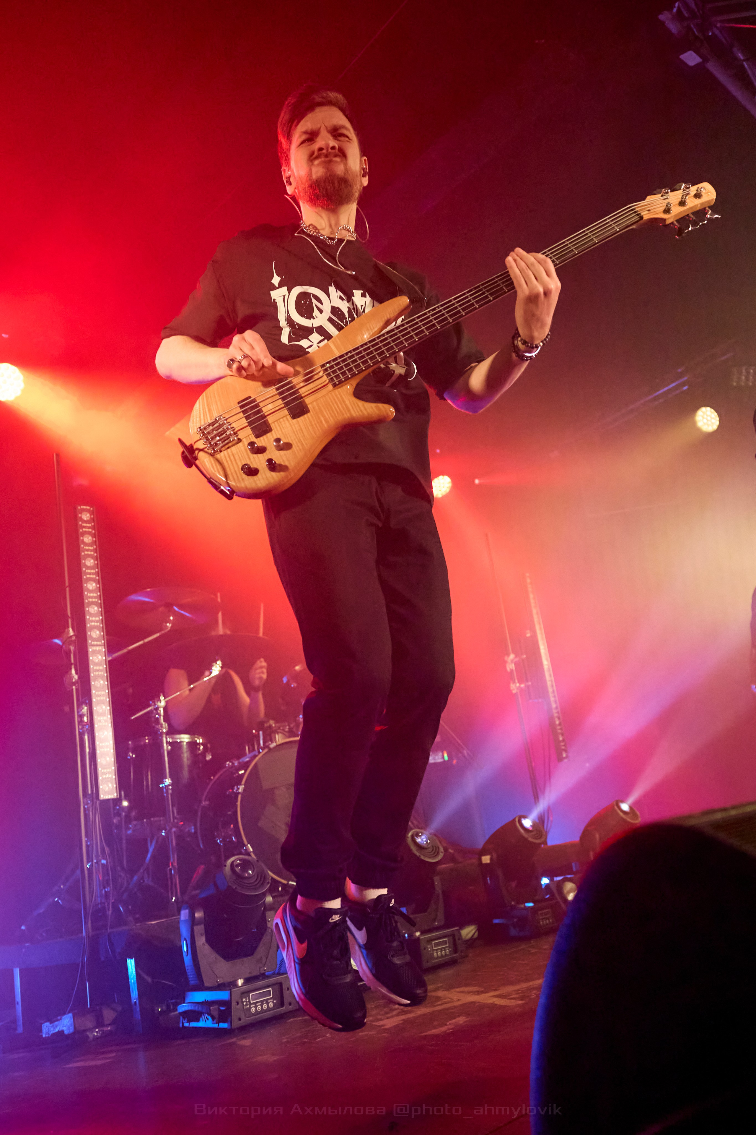 30.03.2024 iOstra Glastonberry. Виктория Ахмылова. Фотограф в Москве