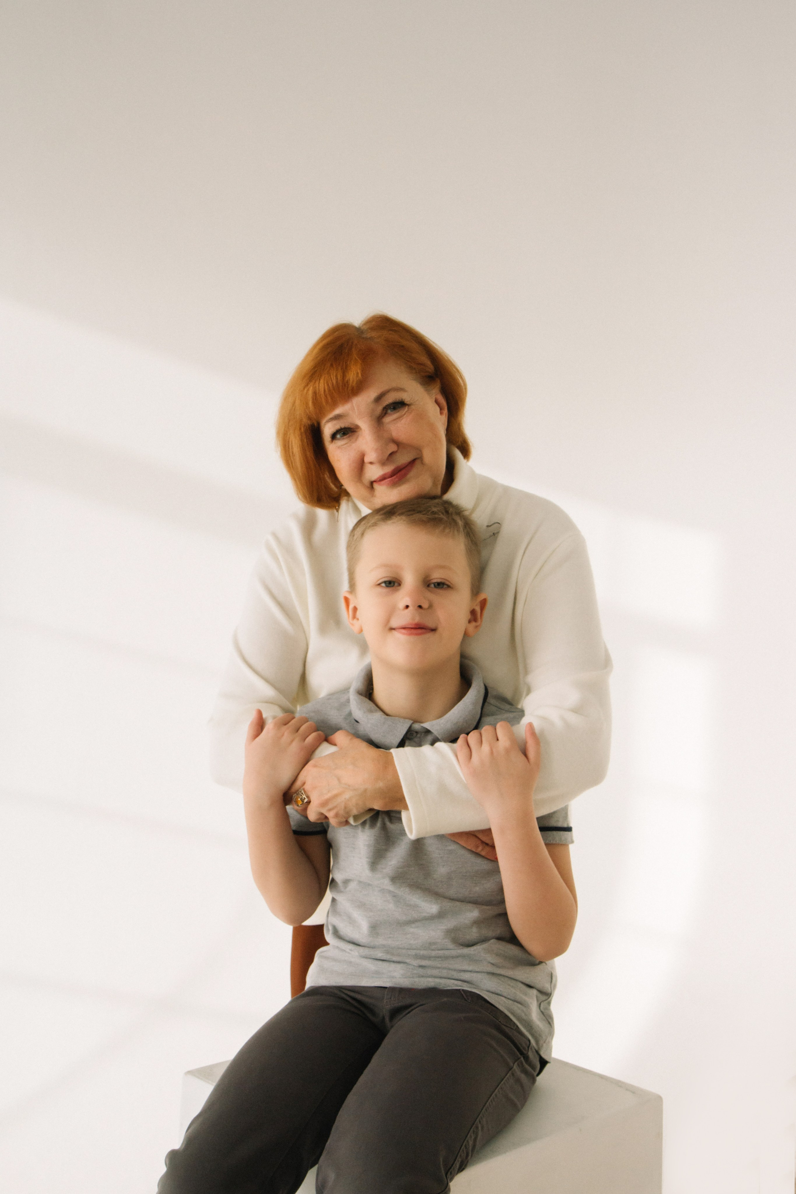 Съемка большой семьи на циклораме. Семейный фотограф в Томске Максимова Екатерина