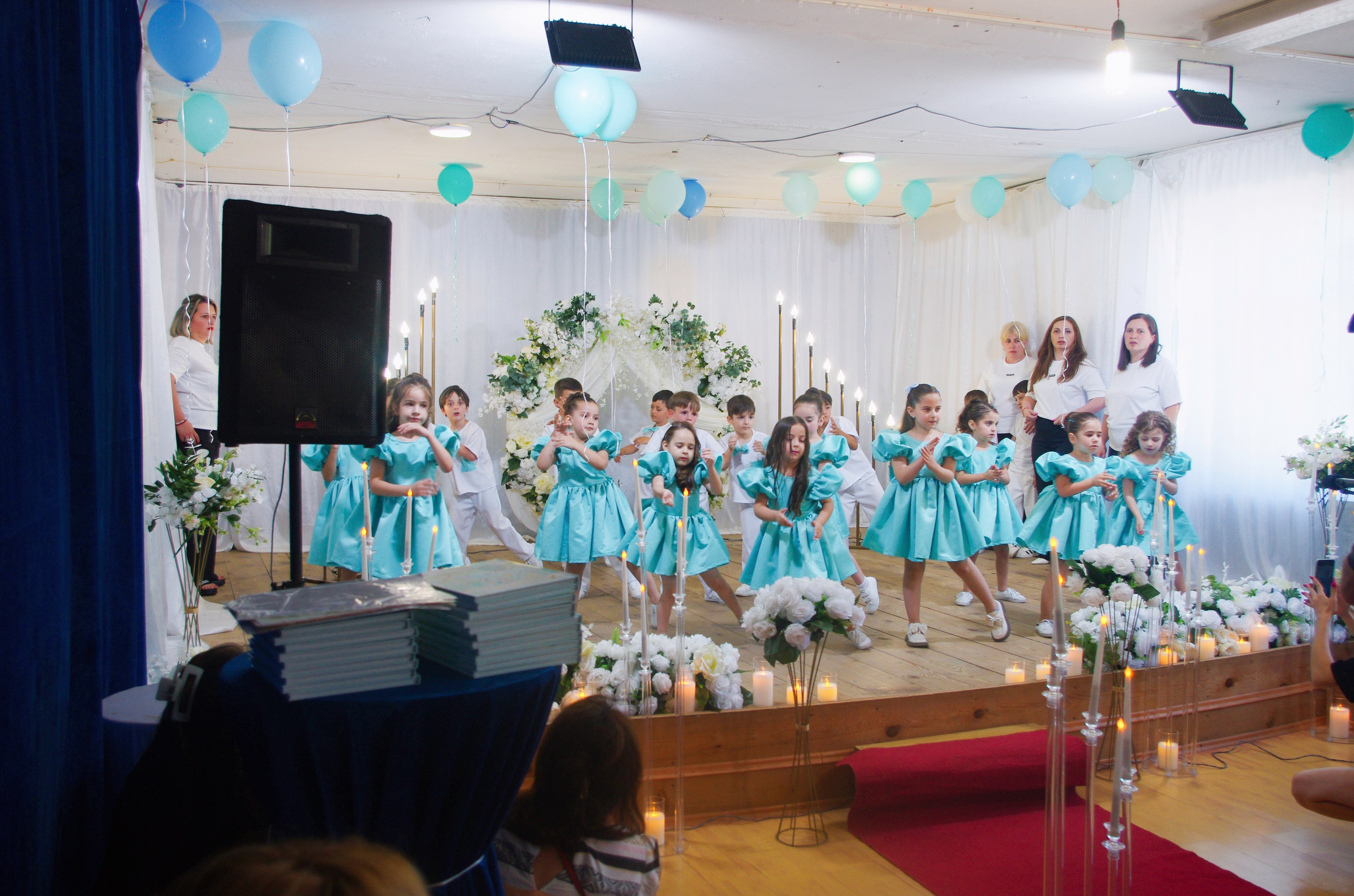 В детском саду. Портретный фотограф Денис Милютин