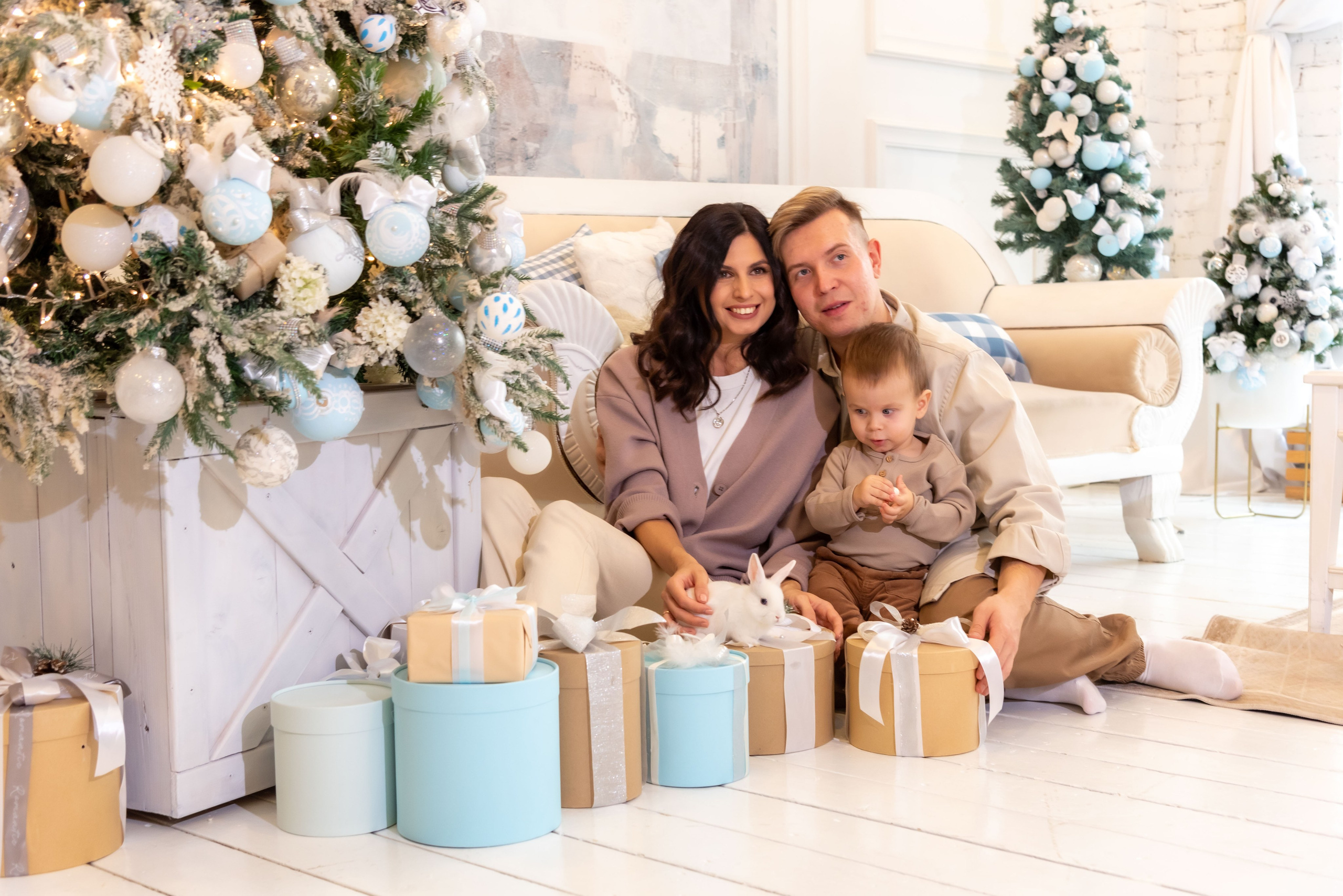 Семейная в фотостудии. Елена Сергеева- фотограф для жизни и бренда. Фотосессии и репортаж мероприятий