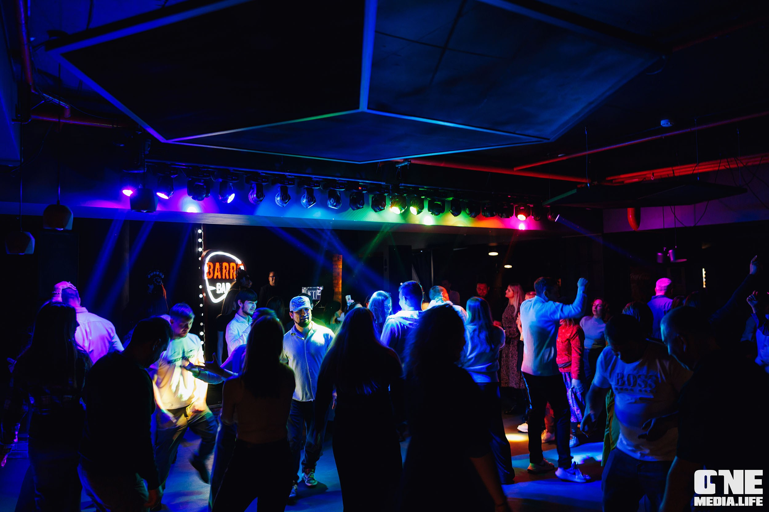 Фоторепортаж из бара Баррэ. One Media Life: фоторепортажи, фотоотчеты с мероприятий и заведений