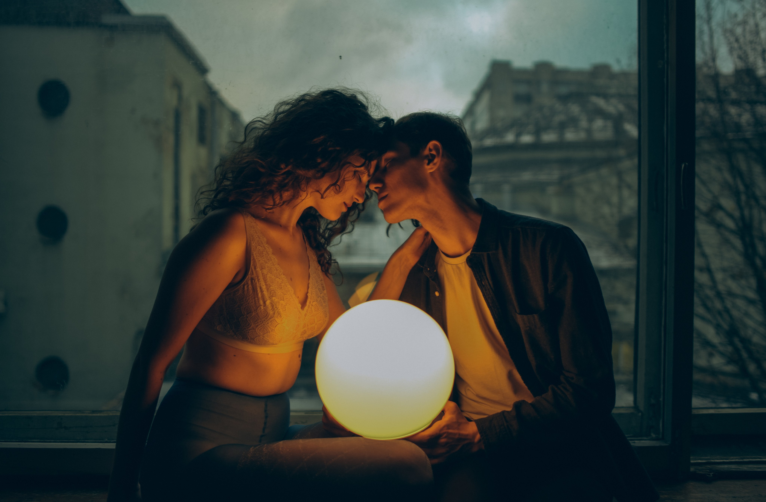 Love story в студии. Коринна и Иван. Семейный и свадебный фотограф в Санкт-Петербурге Яна