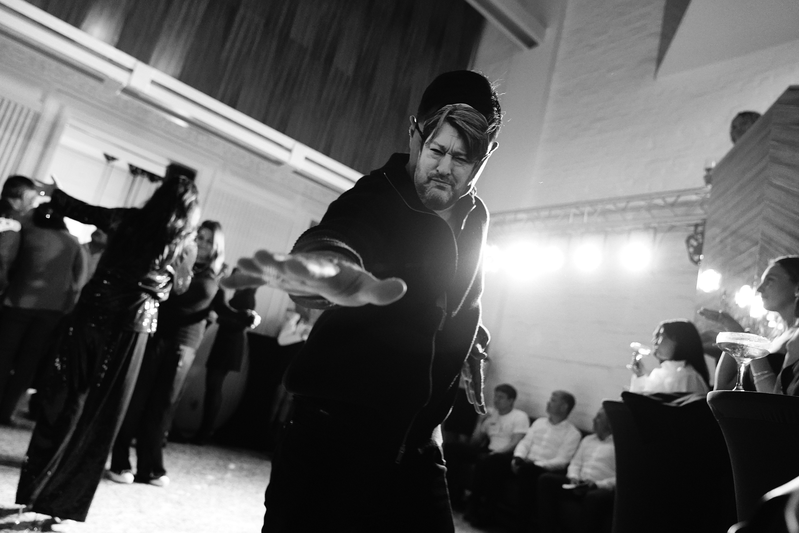 • чёрно-белый репортаж. Фотограф, индивидуальные женские, мужские фотосессии в Ростове-на-Дону