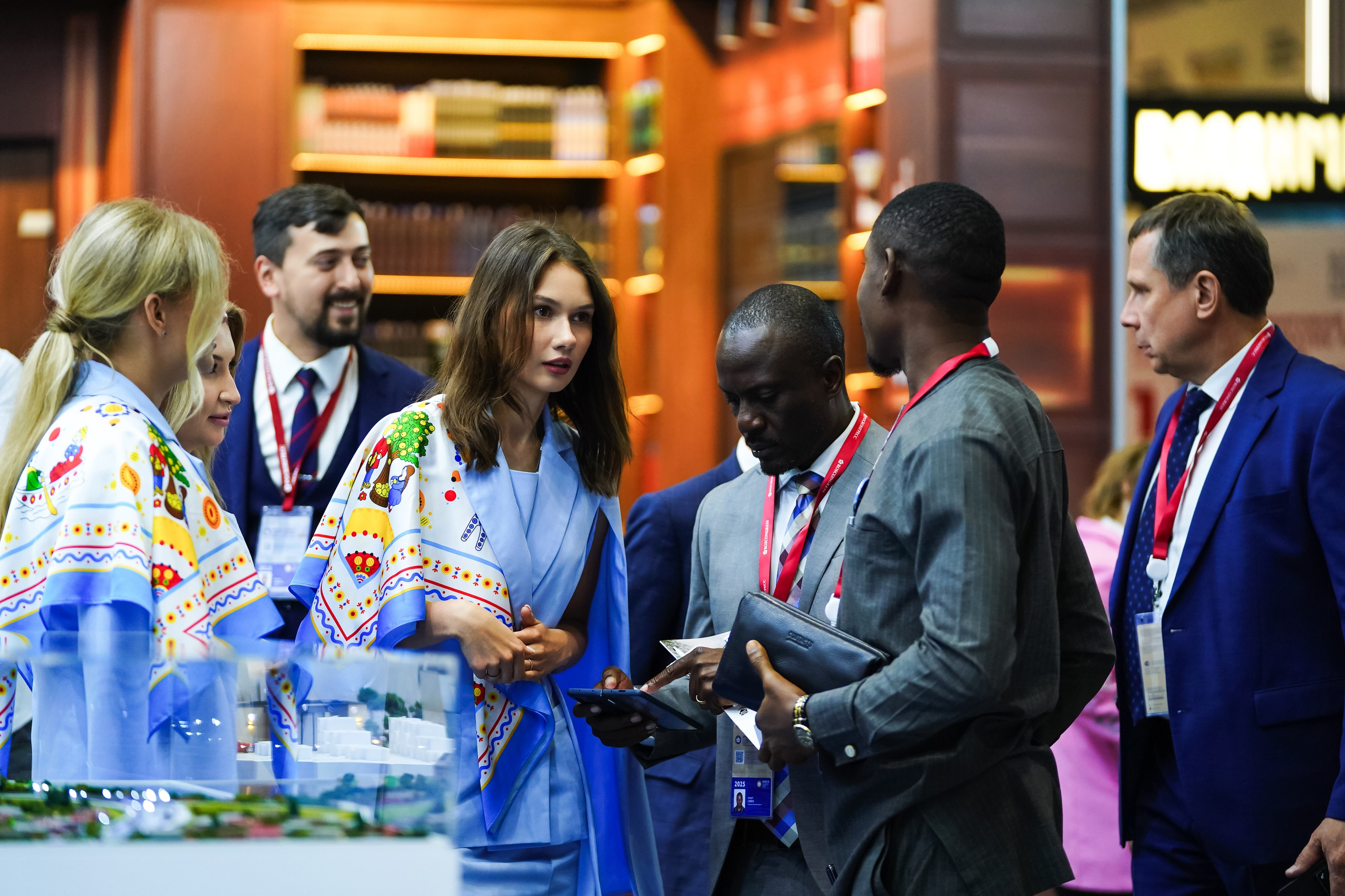 Фото и Видеосъемка ПМЭФ, Форумов, Конференций в СПб. Фото и Видеосъемка на ваше мероприятие. Александр Романов